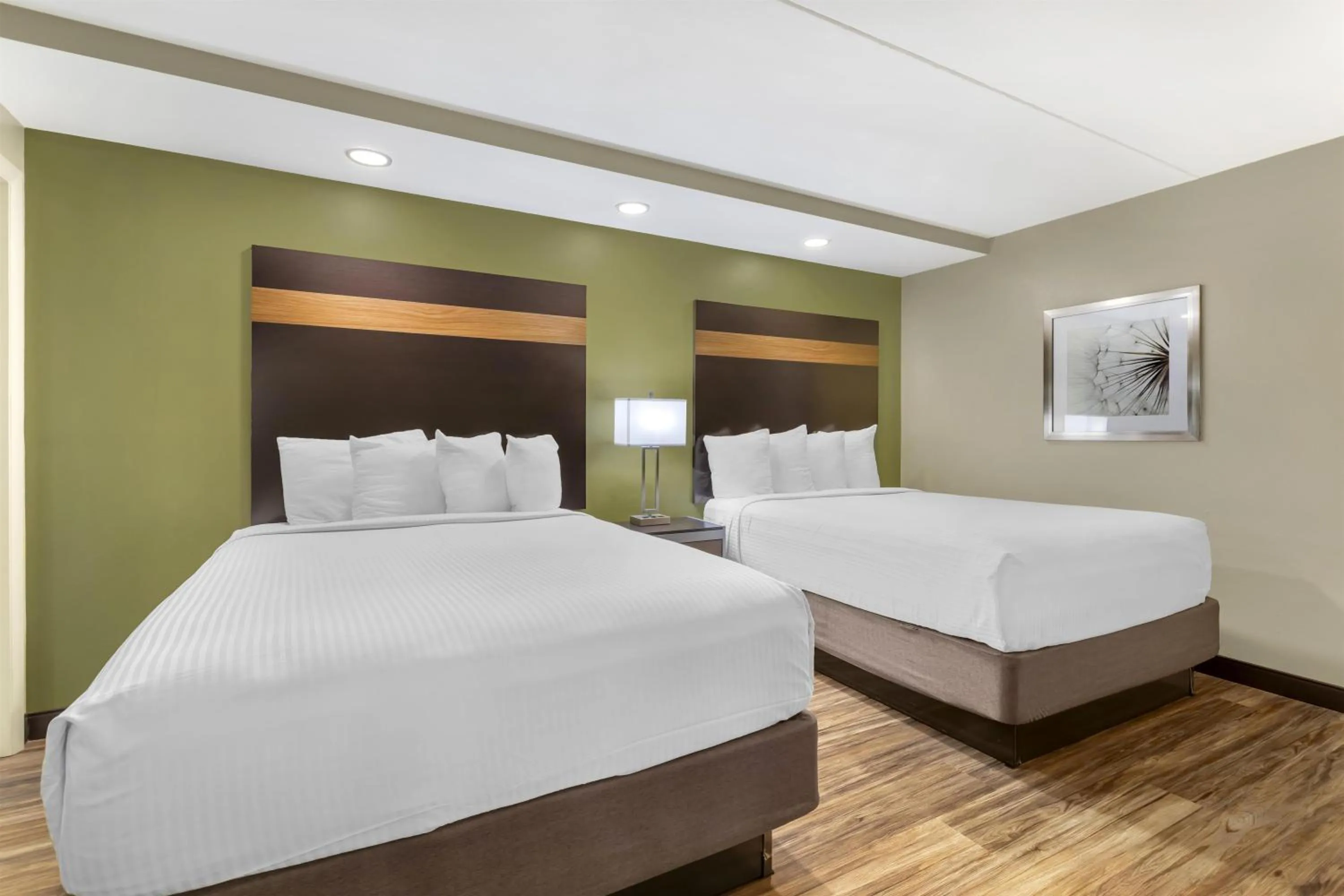 Bedroom, Bed in Best Western Plaza Inn