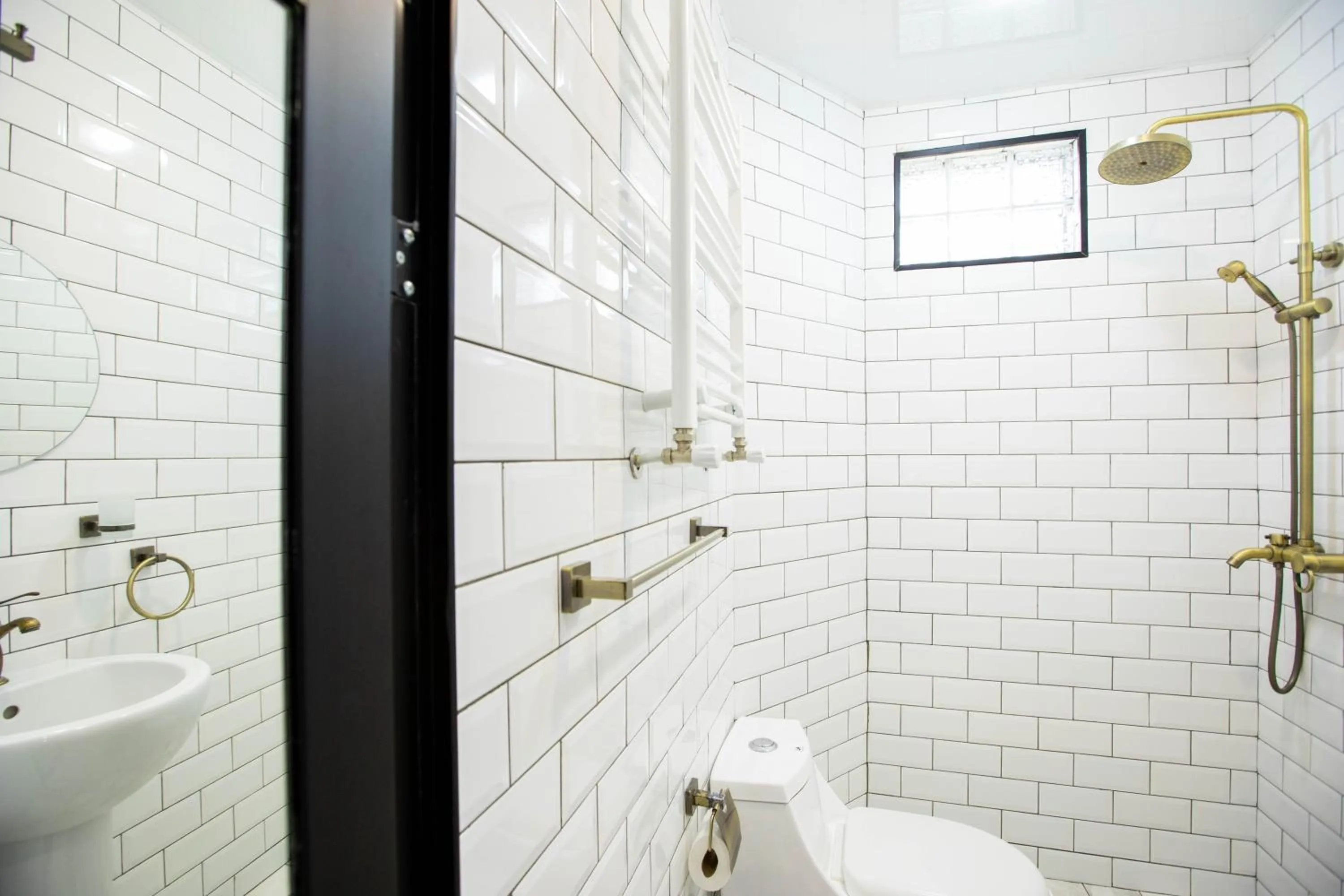 Bathroom in Level Up Hotel & Restaurant