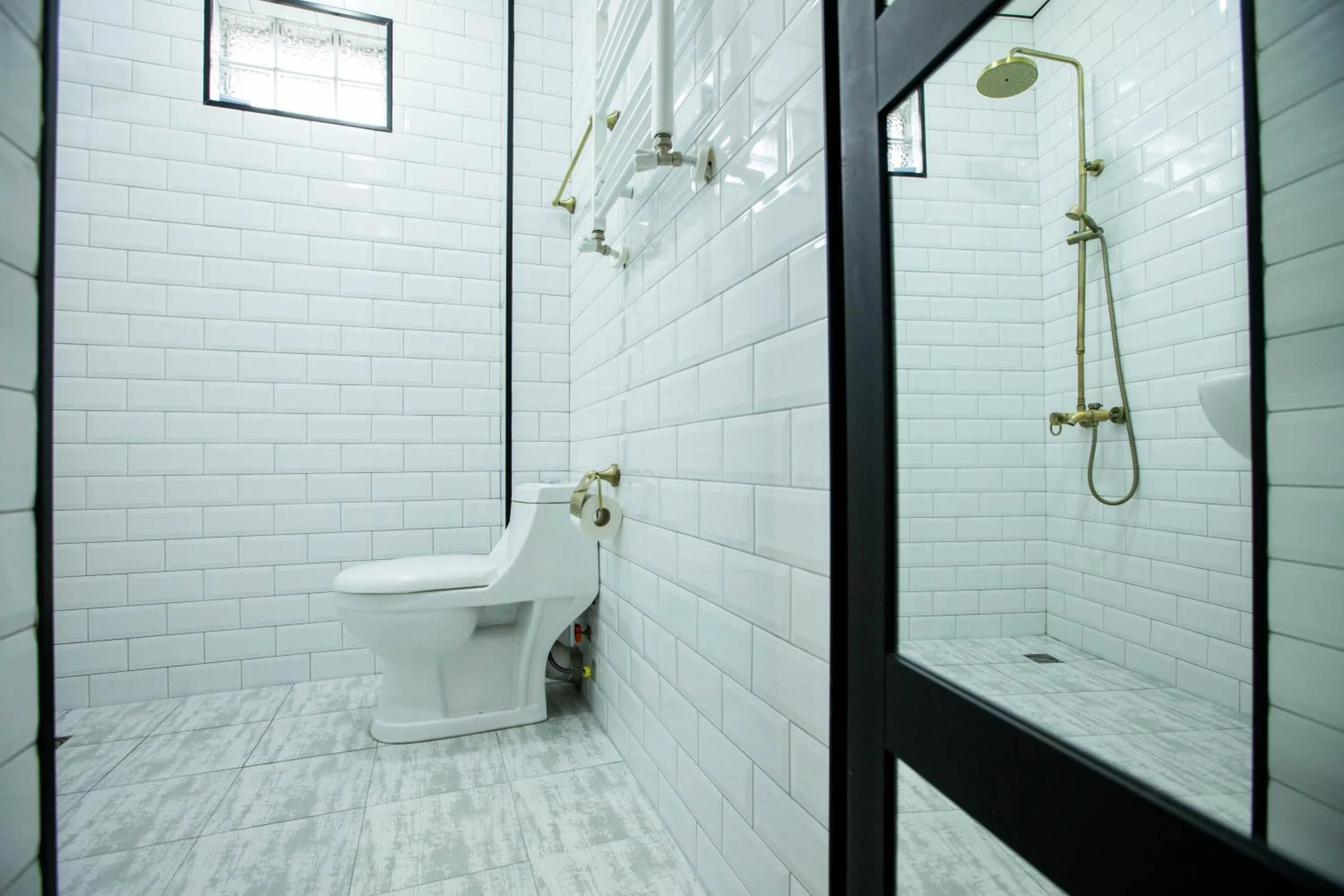 Bathroom in Level Up Hotel & Restaurant