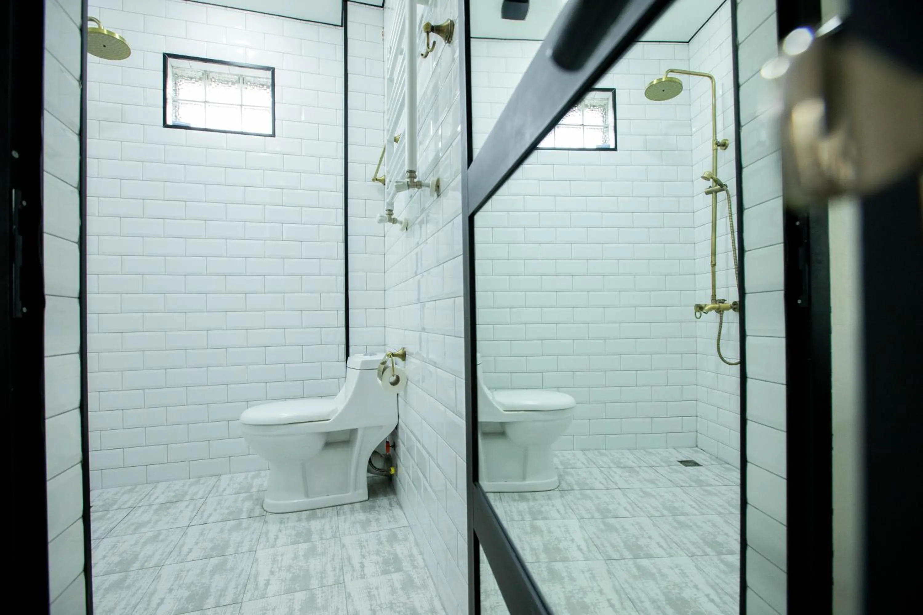 Bathroom in Level Up Hotel & Restaurant