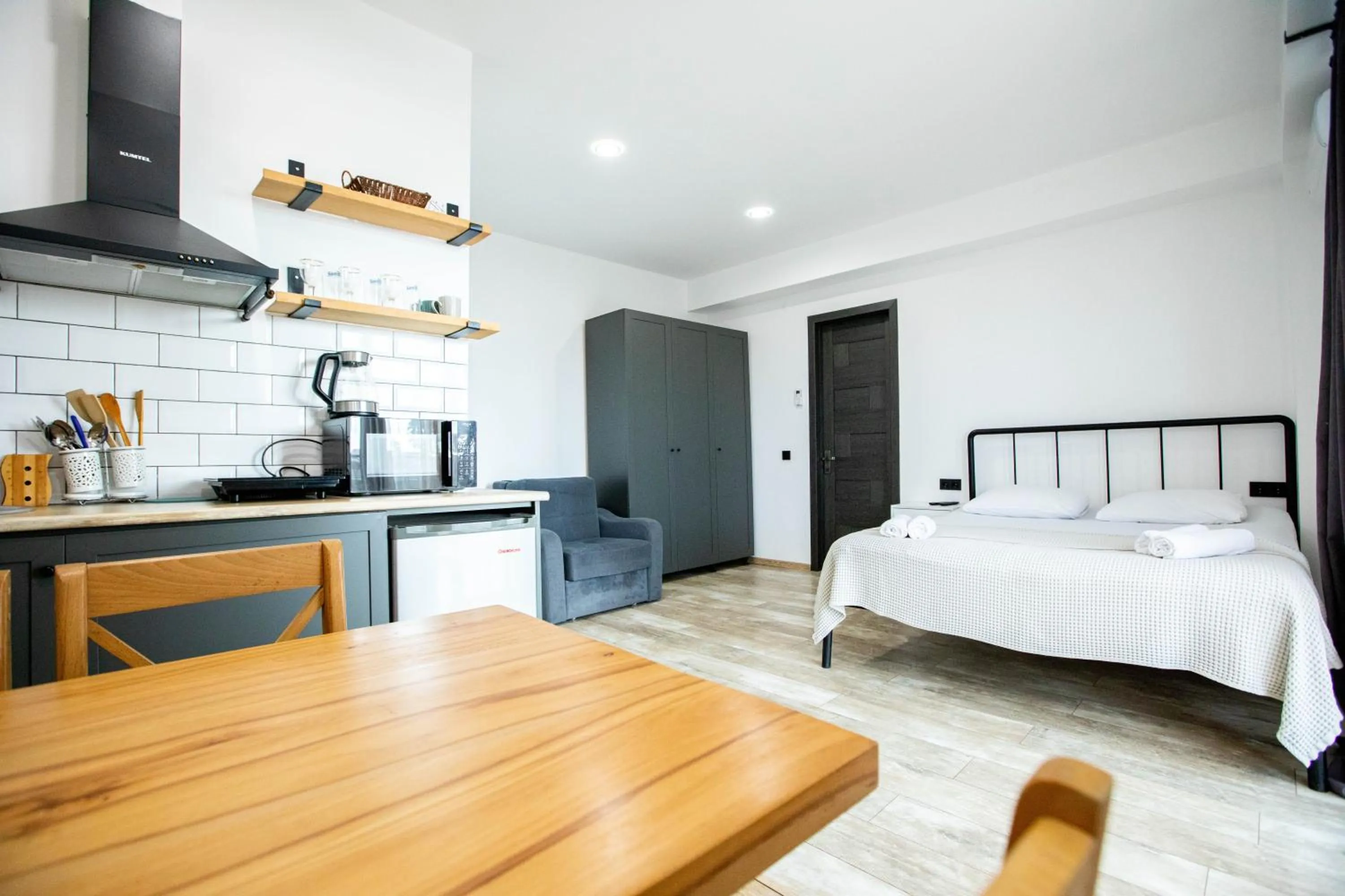 Bedroom, Bed in Level Up Hotel & Restaurant