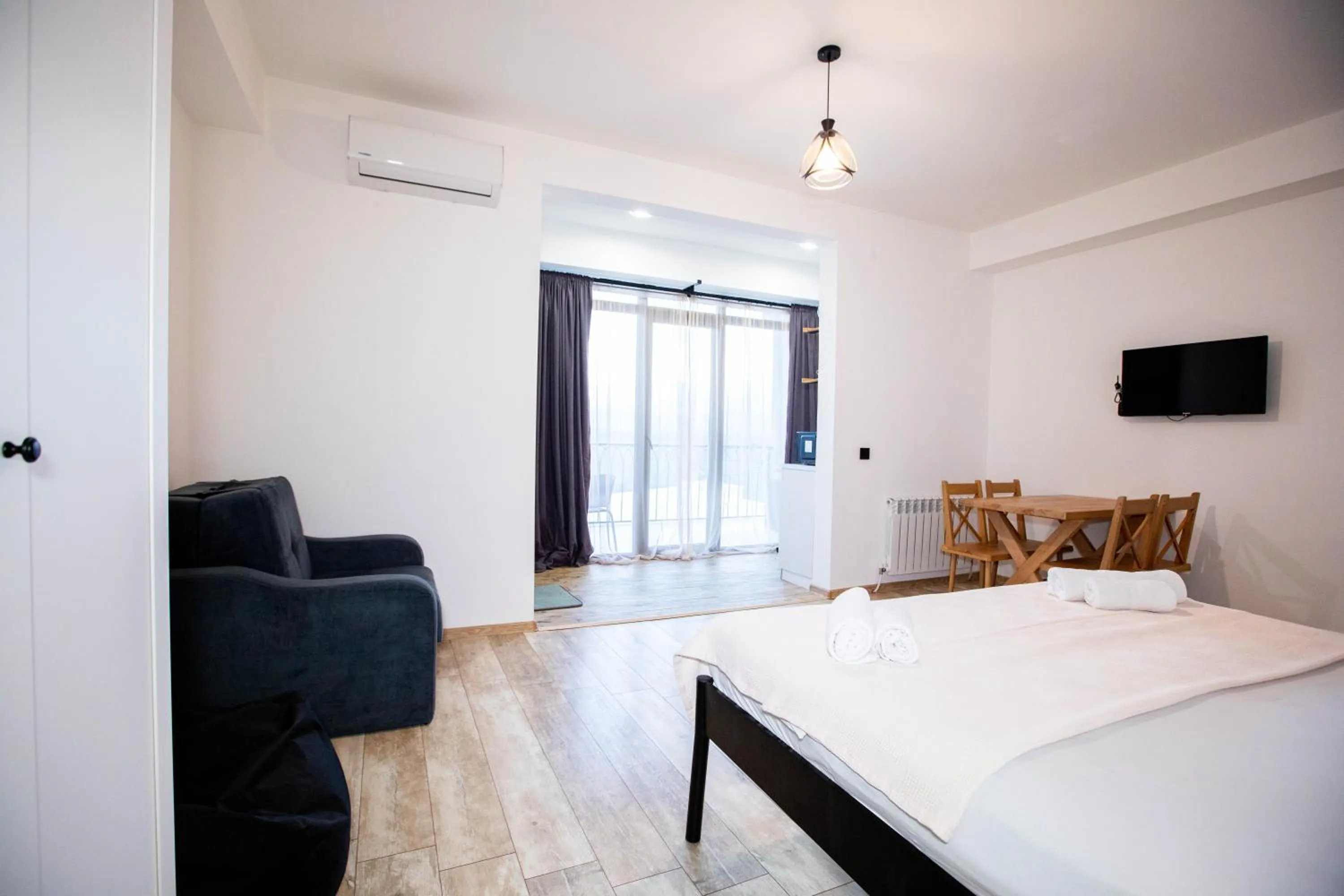 Bedroom, Bed in Level Up Hotel & Restaurant