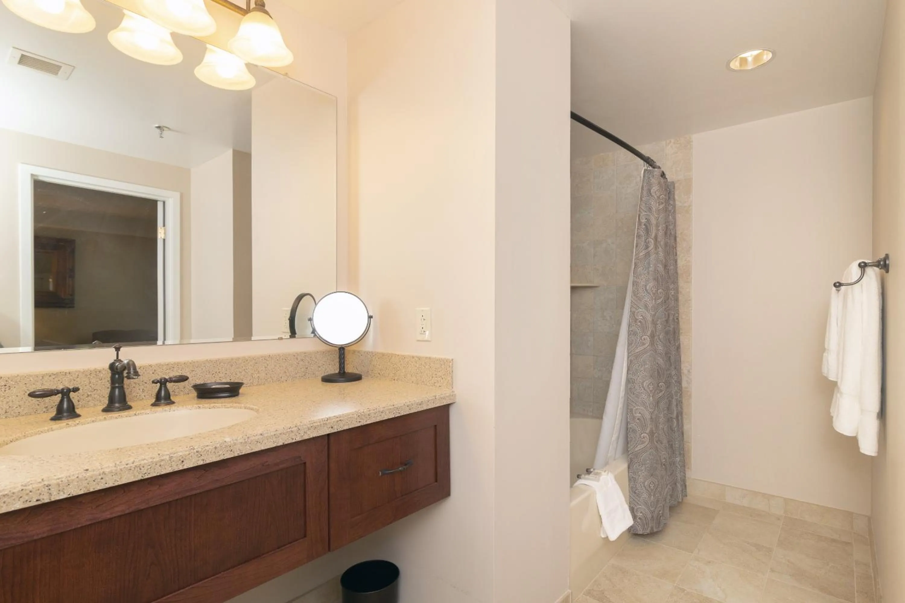 Bathroom in Nassau Inn