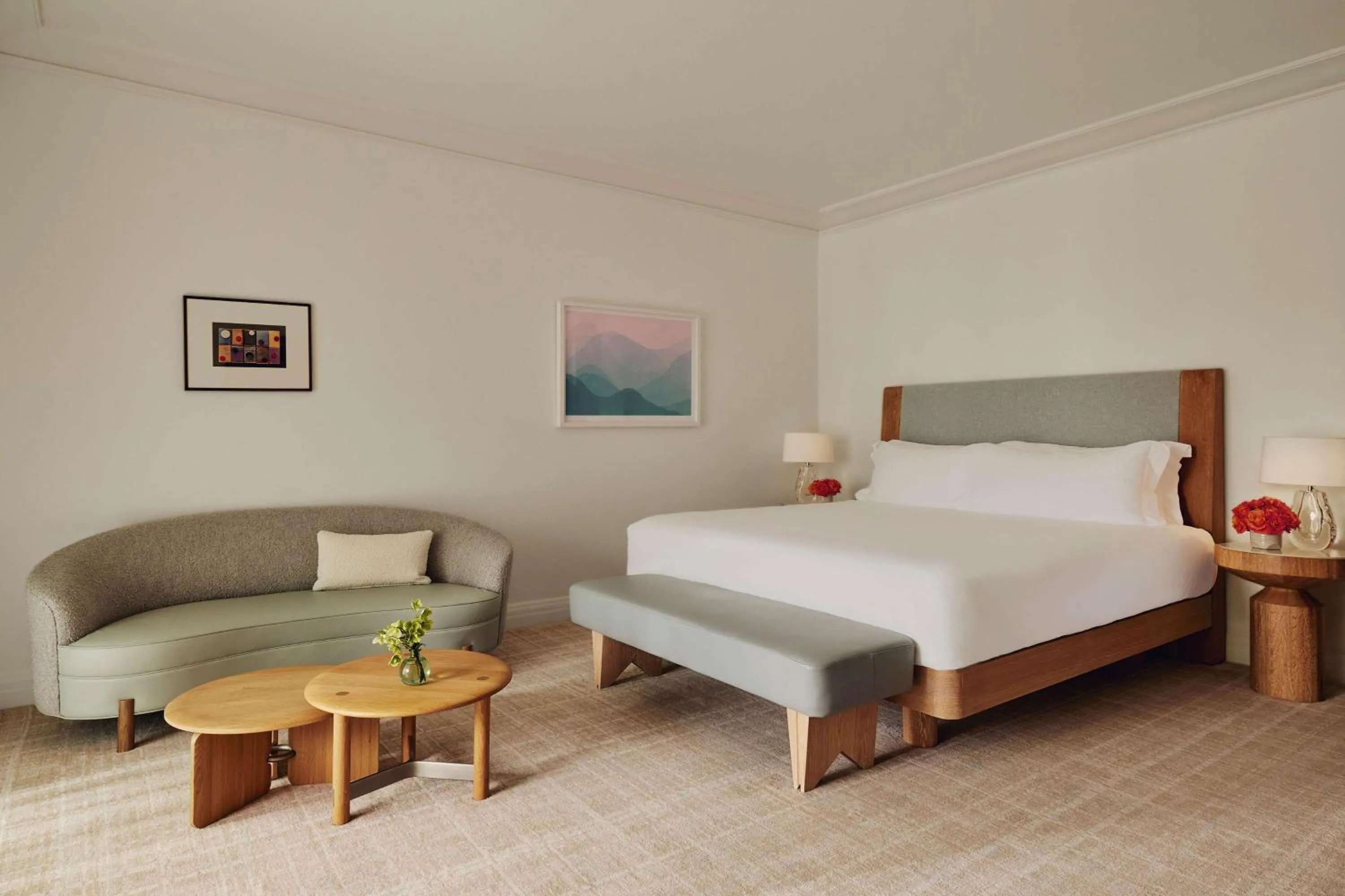 Property building, Bed in The Maybourne Beverly Hills, Maybourne