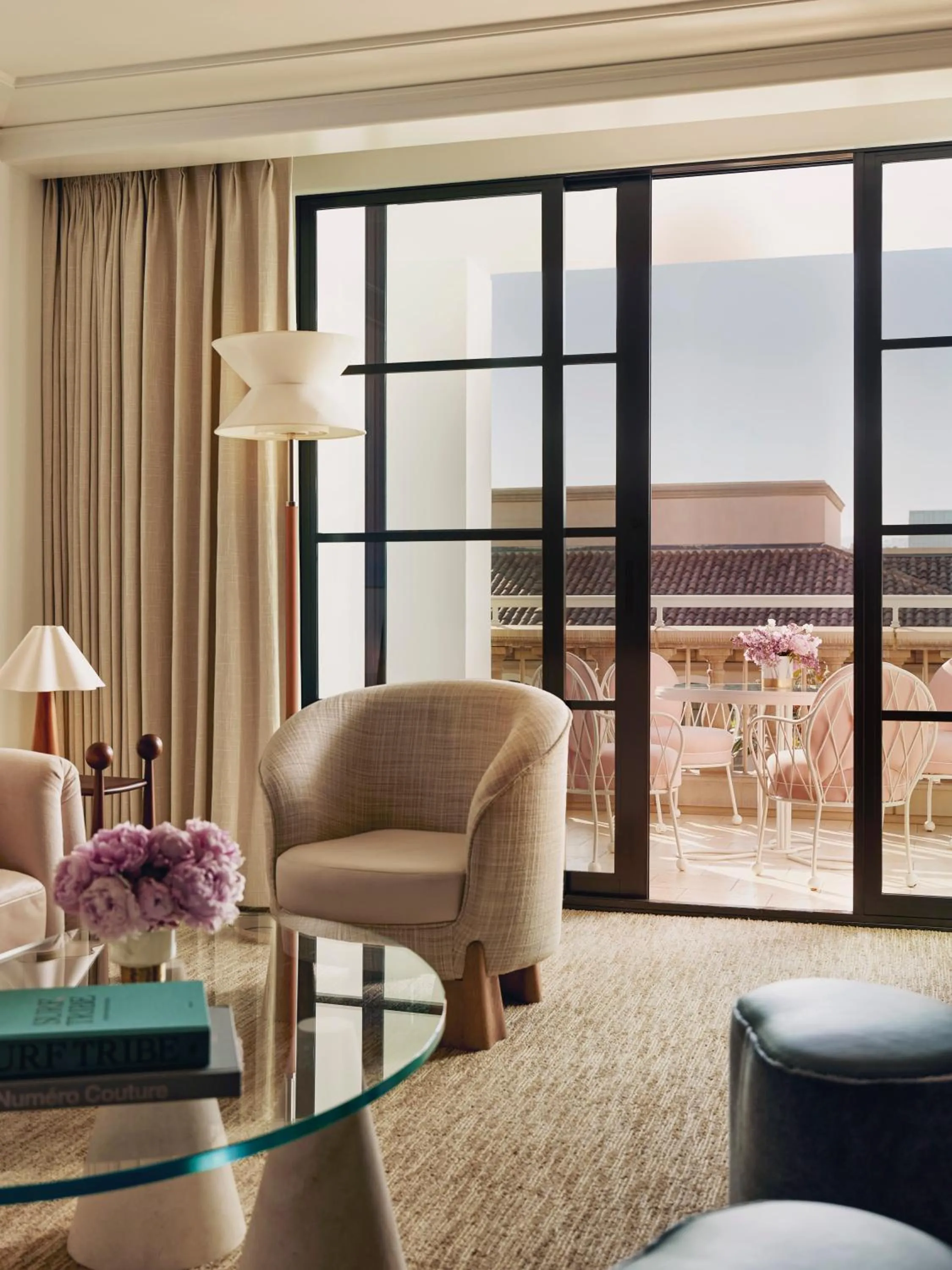 Living room in The Maybourne Beverly Hills, Maybourne