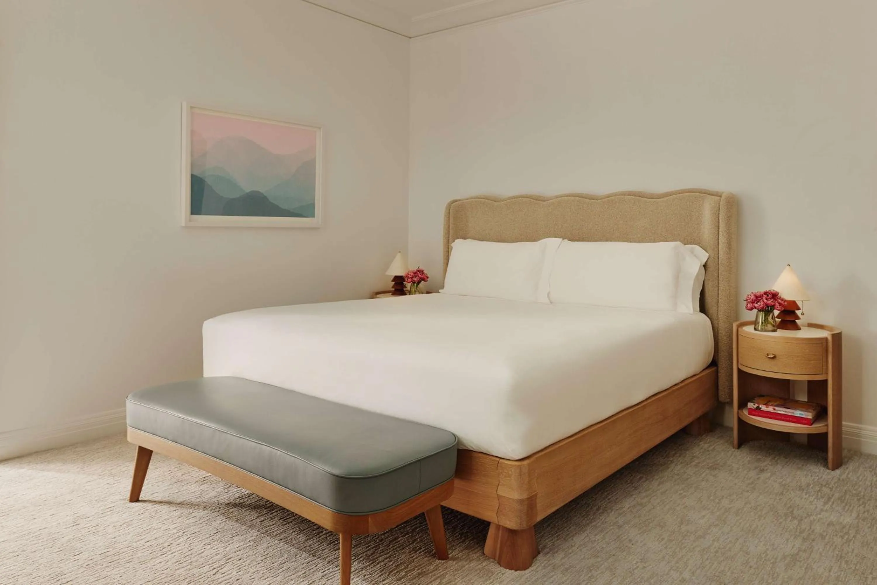 Bedroom, Bed in The Maybourne Beverly Hills, Maybourne