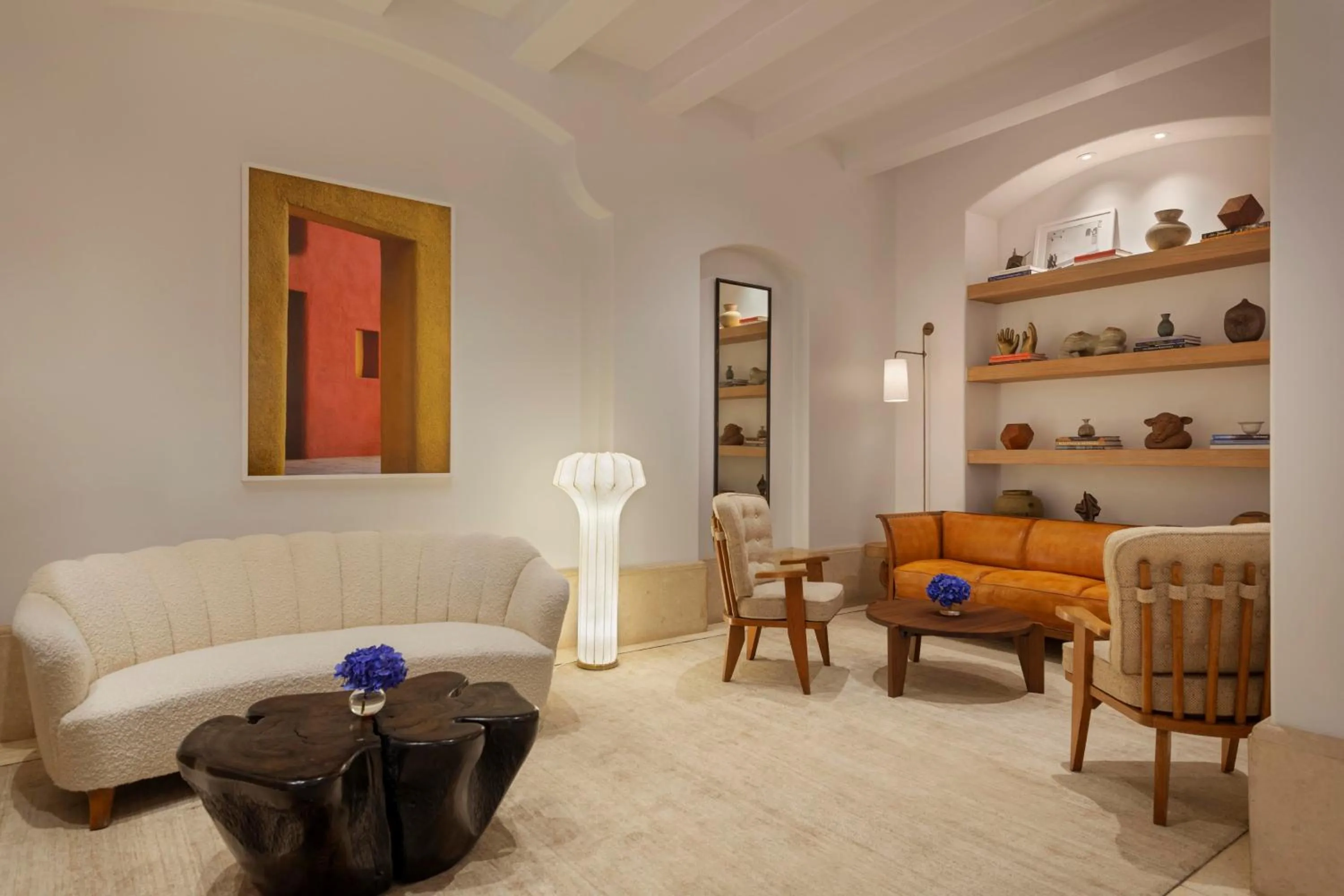 Lobby or reception in The Maybourne Beverly Hills, Maybourne