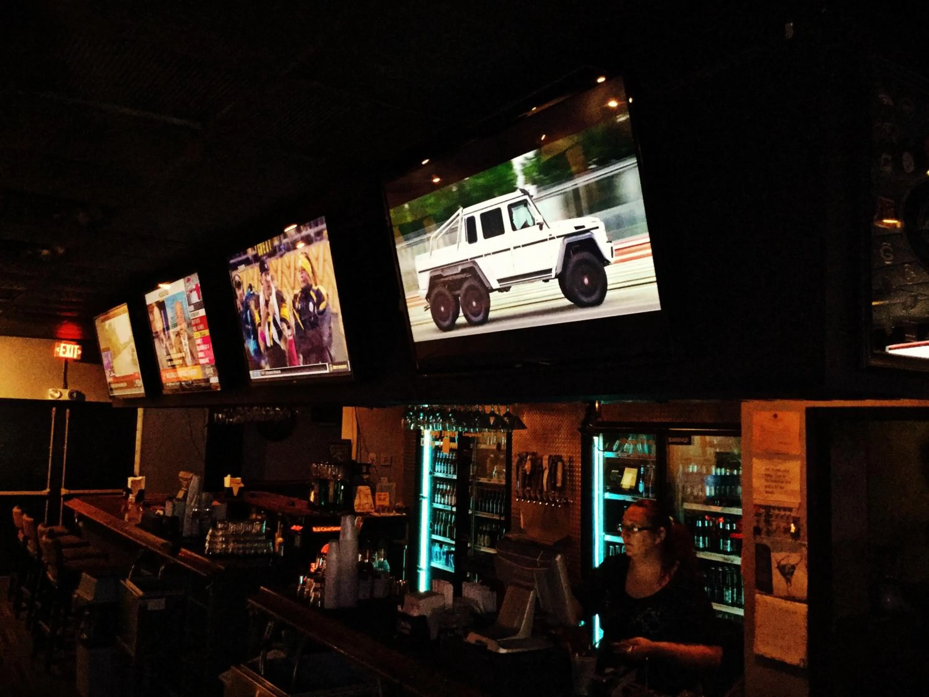 Restaurant/places to eat in APM Inn & Suites - Jacksonville