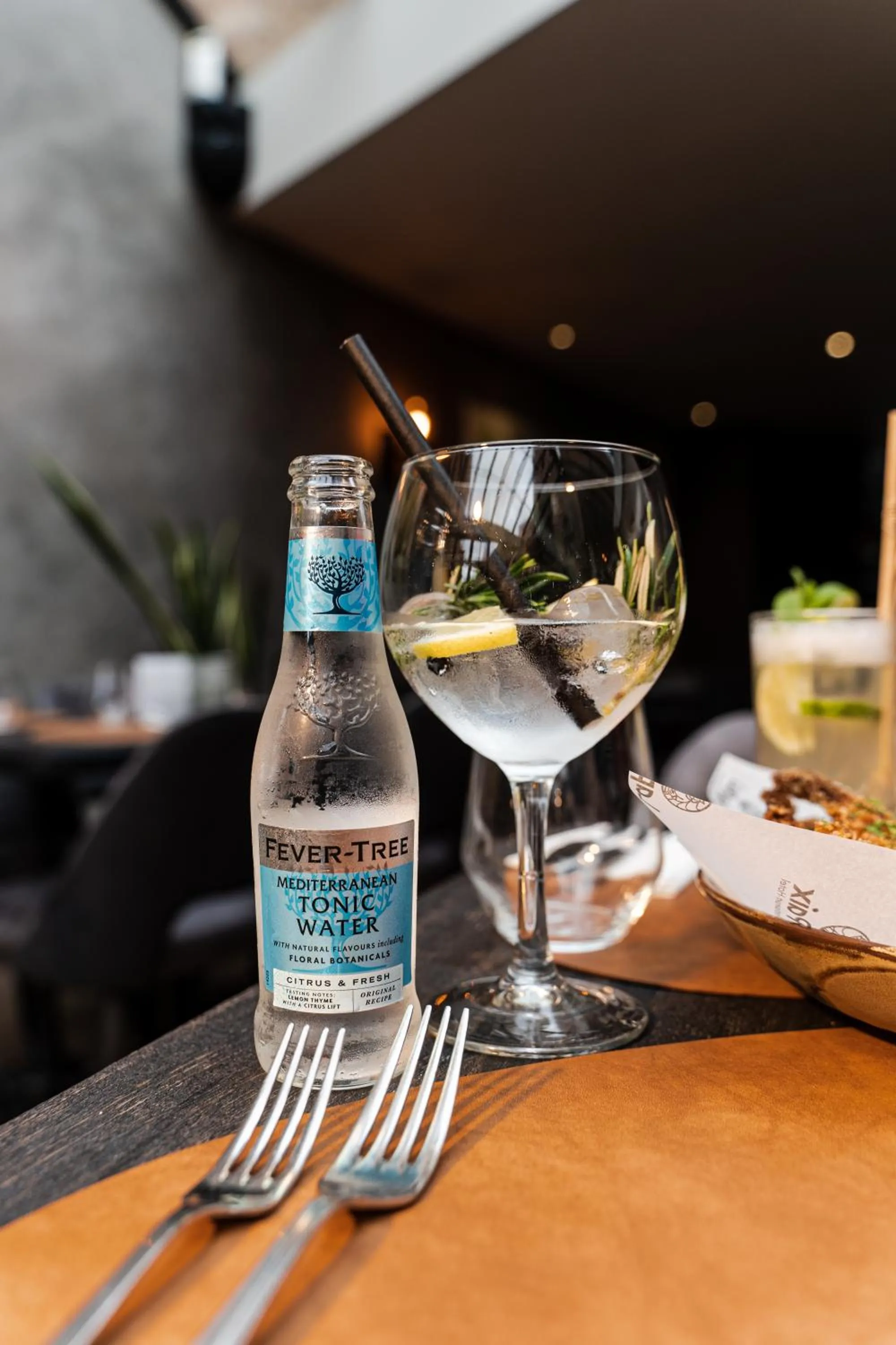 Restaurant/places to eat in Maison de la Paix