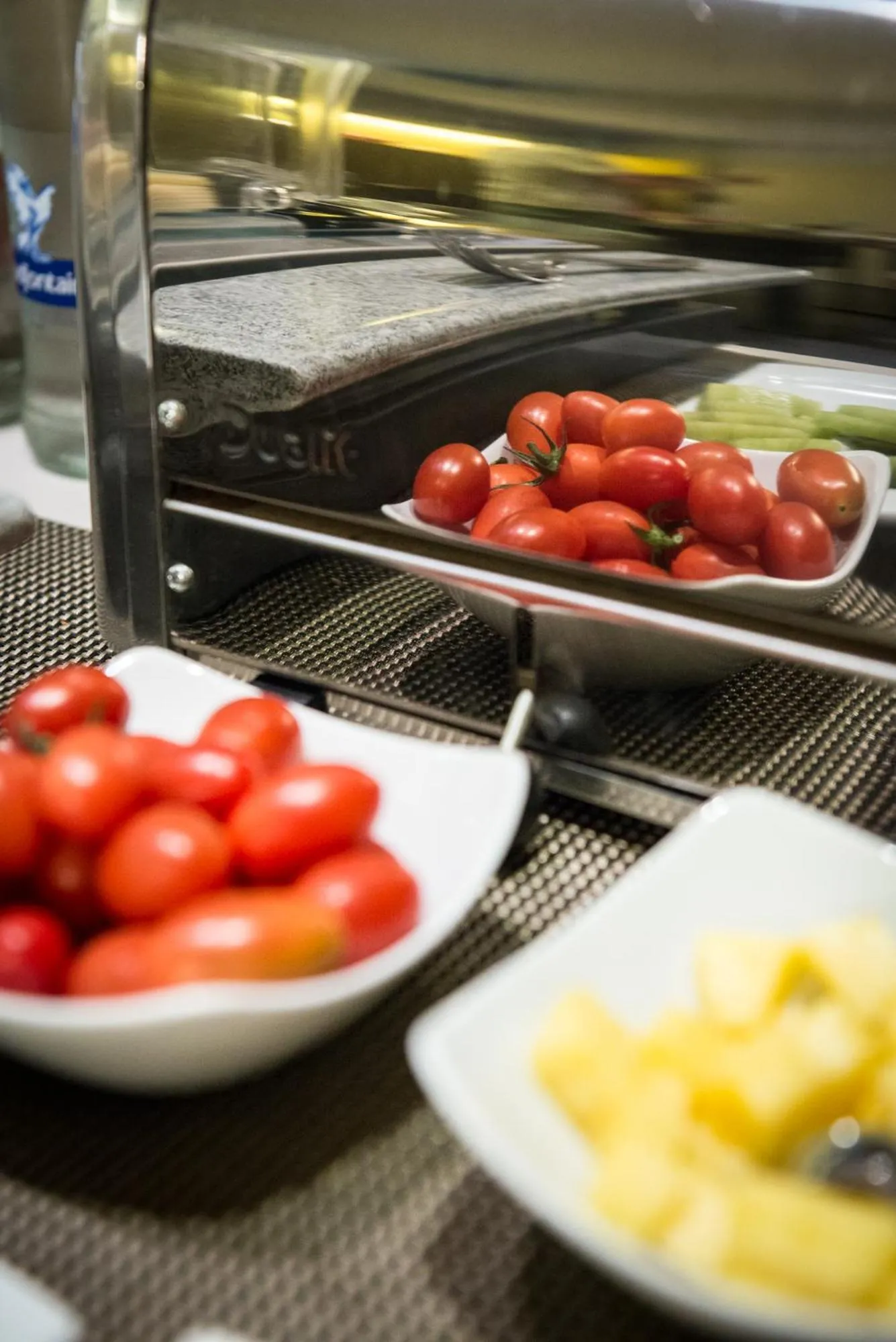Breakfast in Maison de la Paix