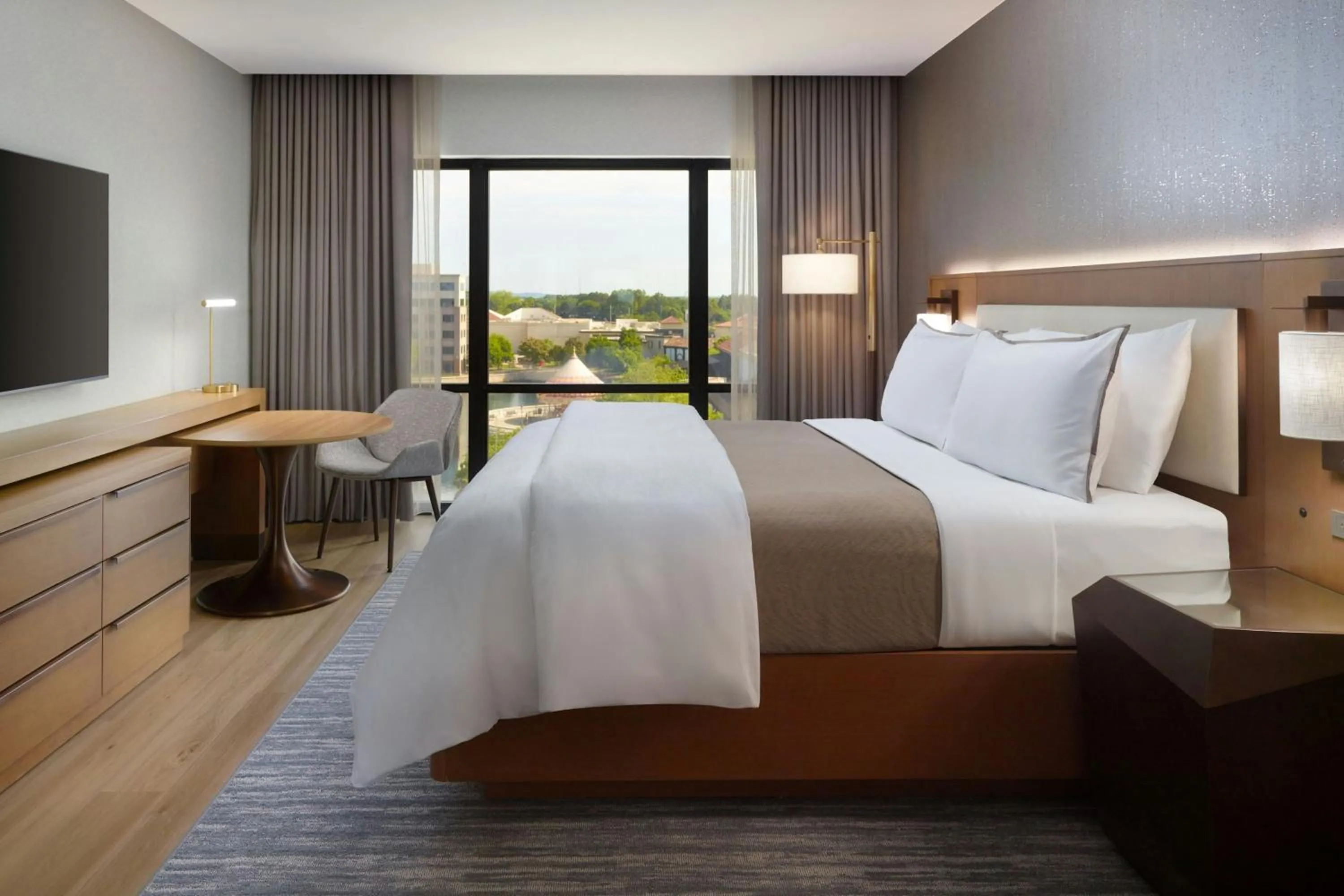 Photo of the whole room, Bed in The Westin Huntsville