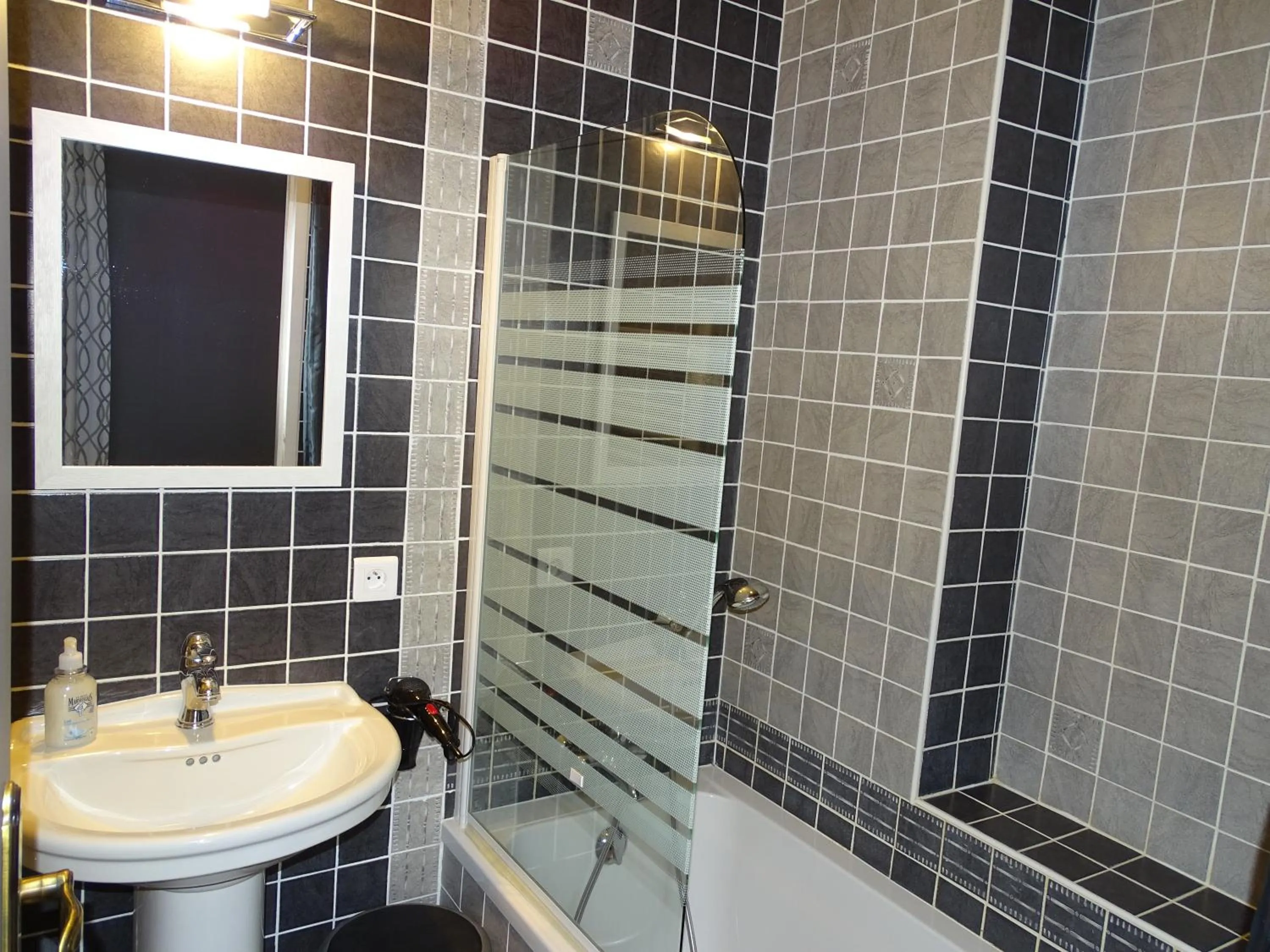 Bathroom in A la Vill'Adour