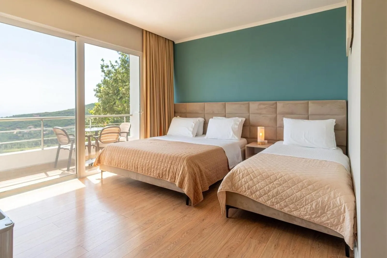 Bedroom, Bed in Aphrodite's Garden