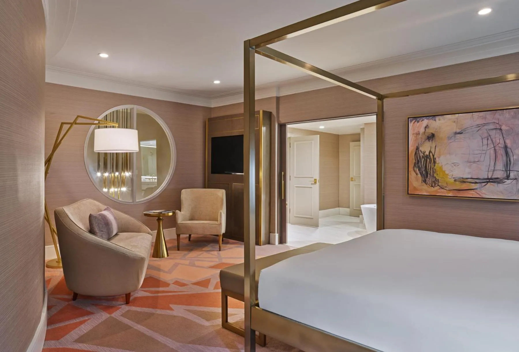 Bedroom, Bed in Hotel Crescent Court