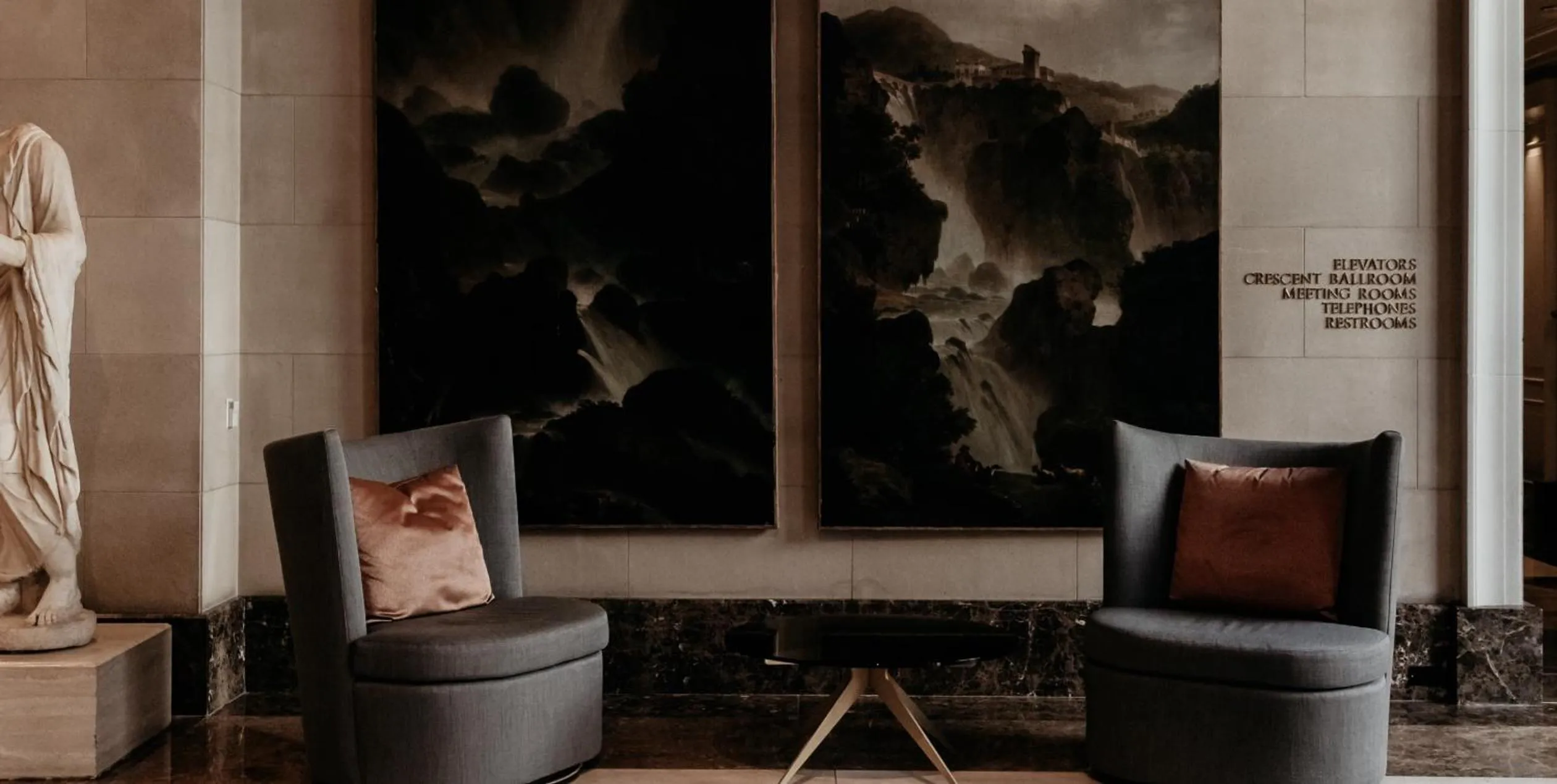 Lobby or reception in Hotel Crescent Court