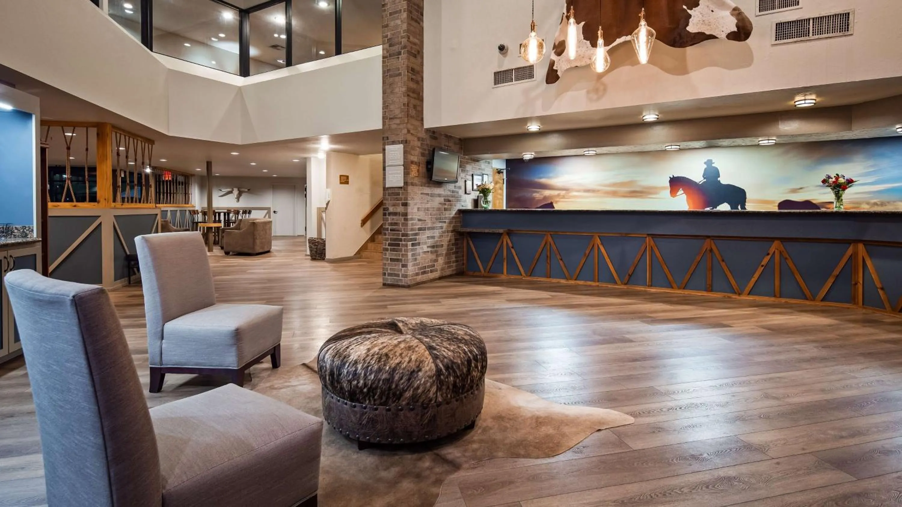 Lobby or reception in Best Western Plus Saddleback Inn and Conference Center