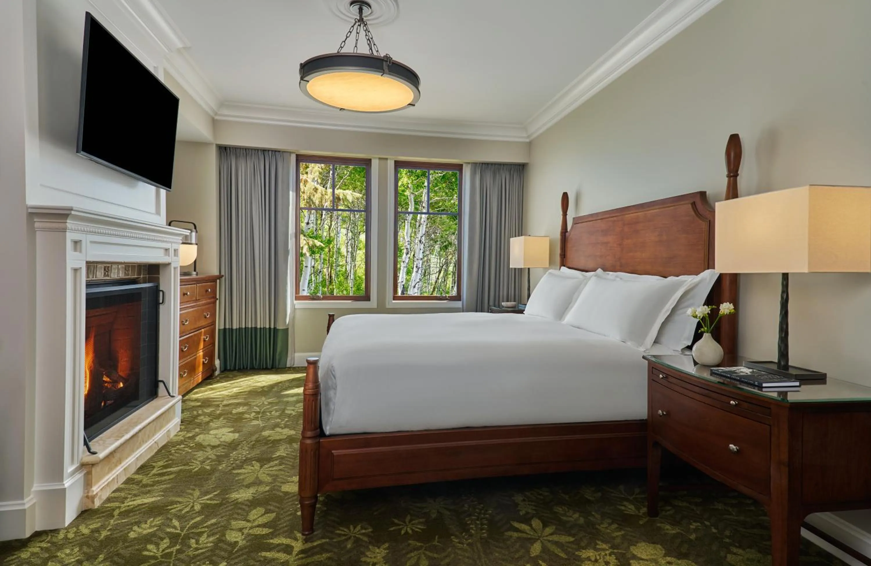 Bed in Montage Deer Valley