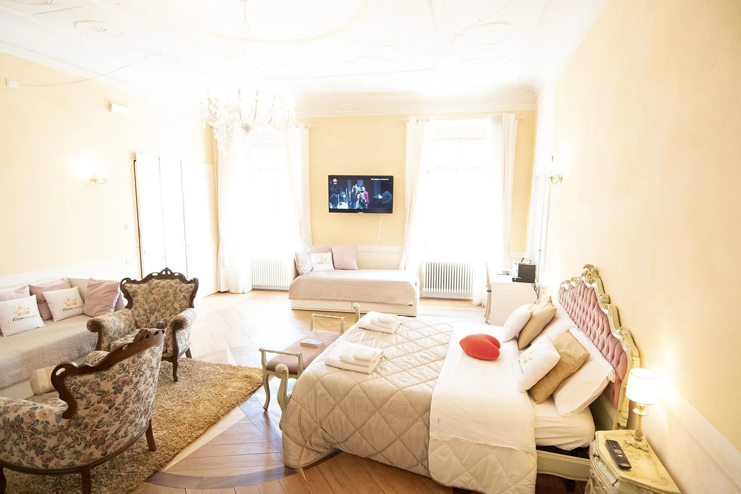 Photo of the whole room, Bed in Beb c’est lavis