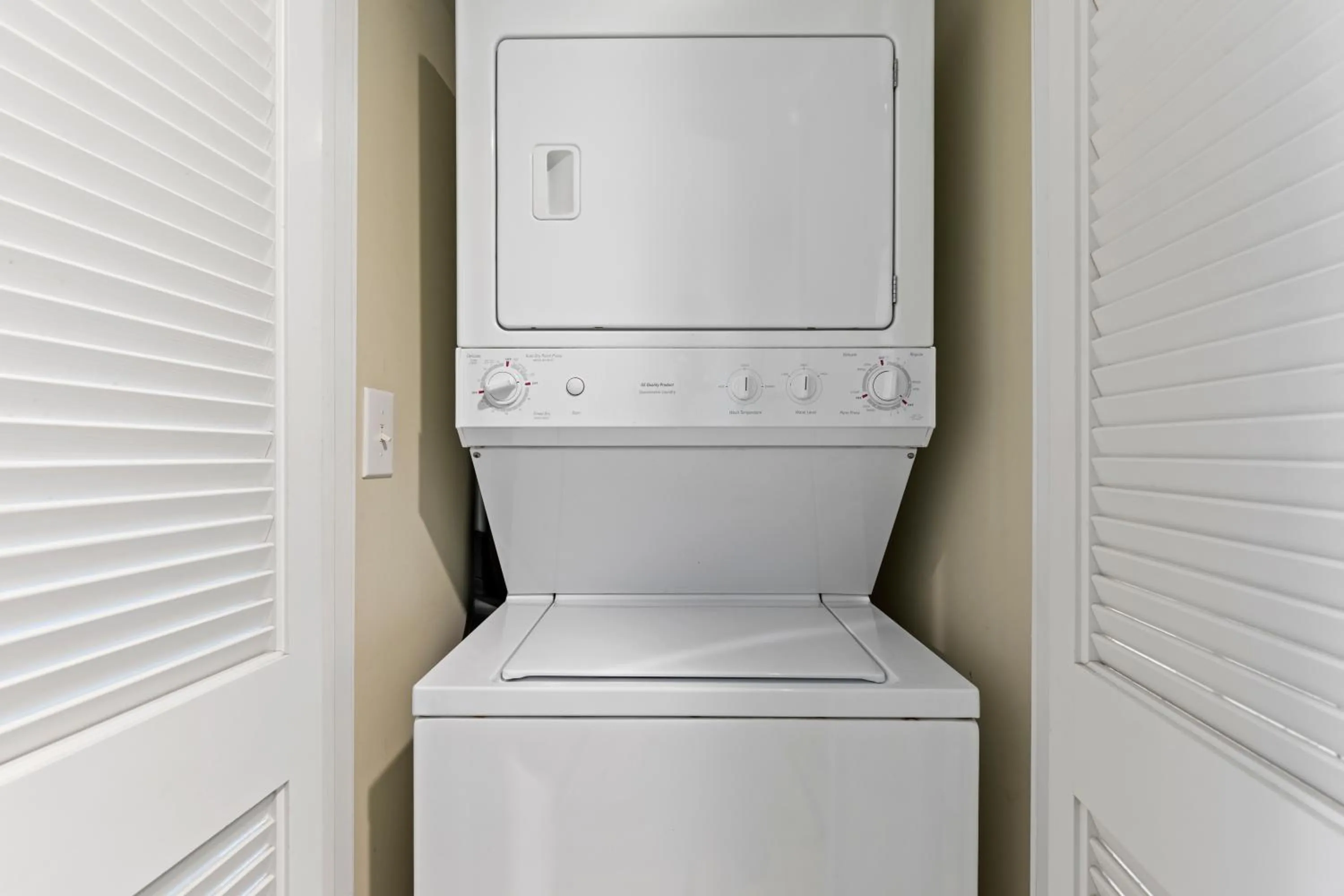 washing machine in Sandy Beach Resort