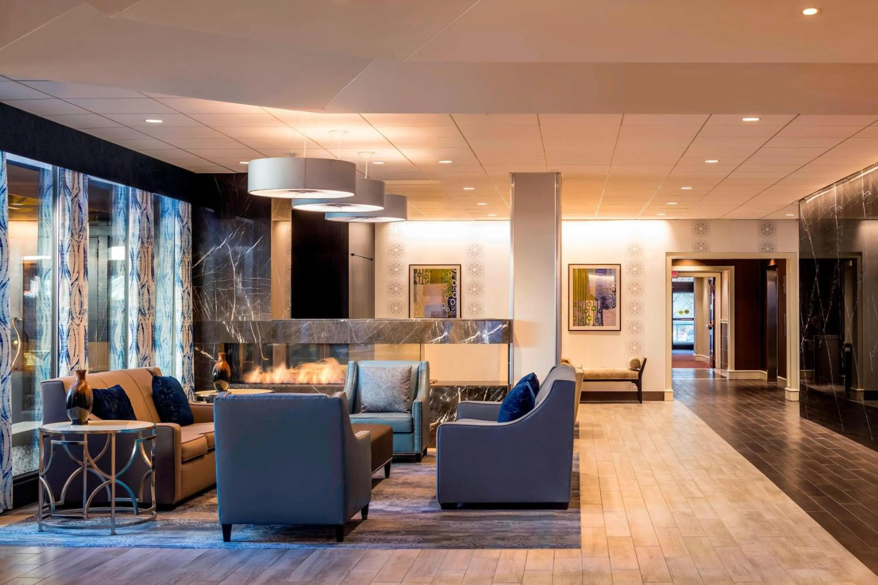Lobby or reception in Four Points by Sheraton Norwood Conference Center