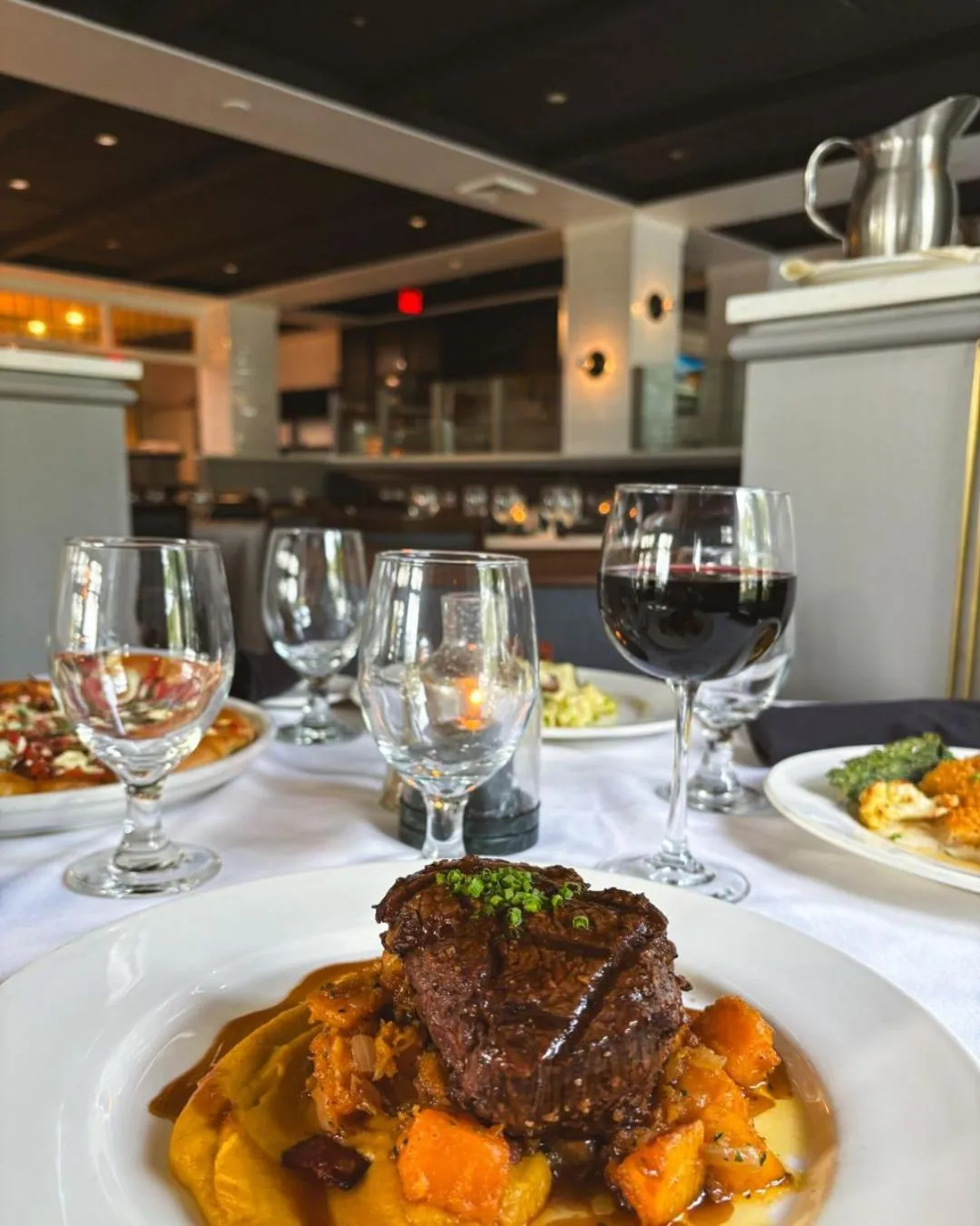 Restaurant/places to eat in Four Points by Sheraton Norwood Conference Center