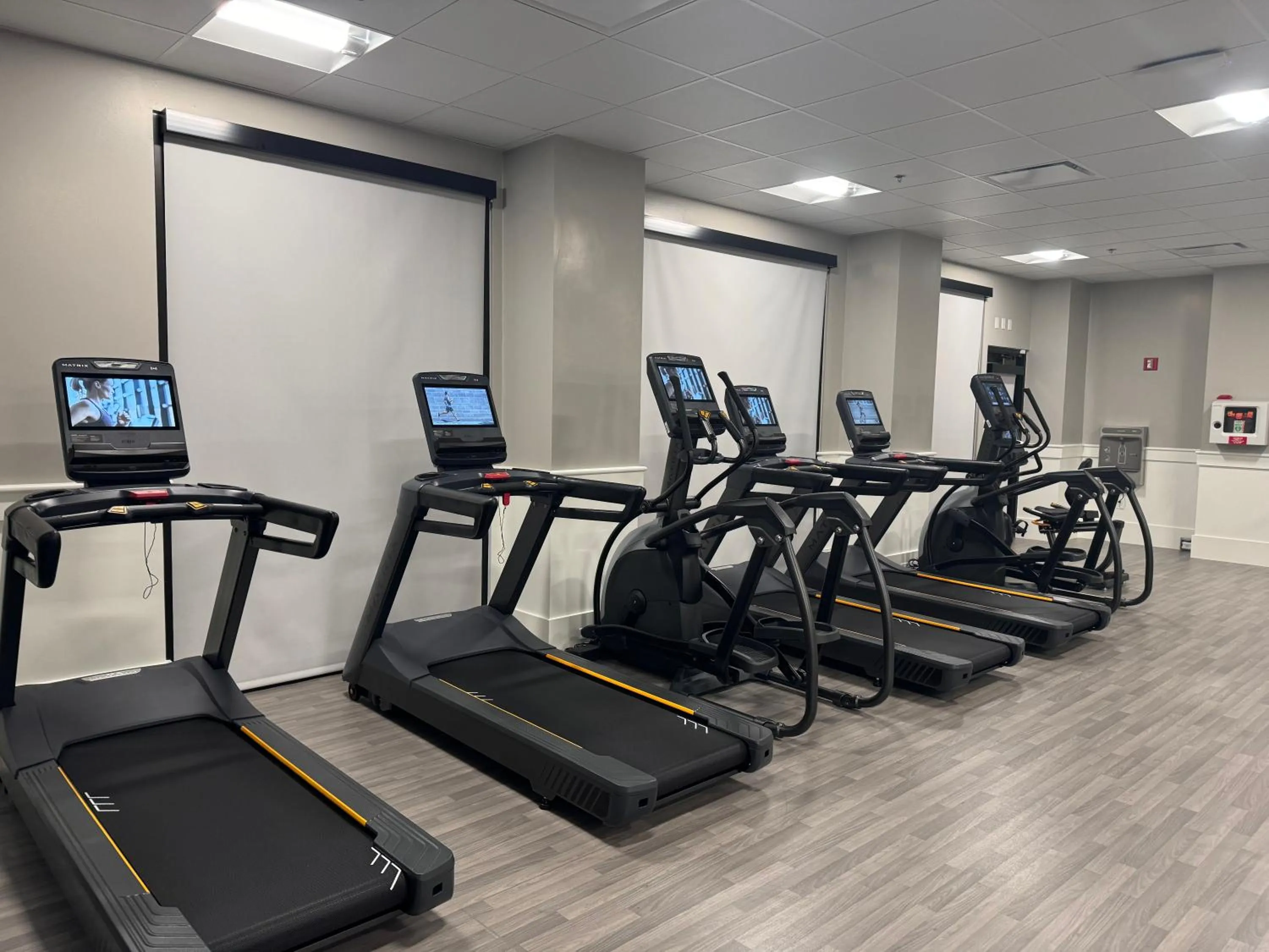 Fitness centre/facilities in Four Points by Sheraton Norwood Conference Center