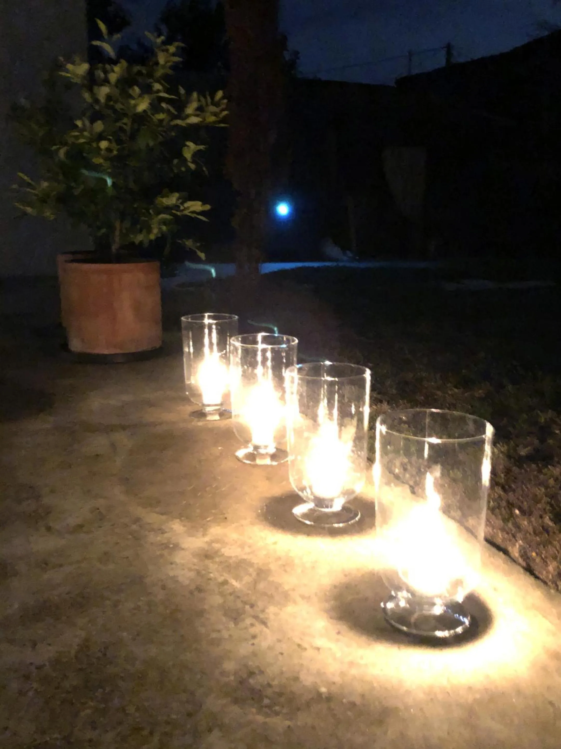 Property building in Au Hangar