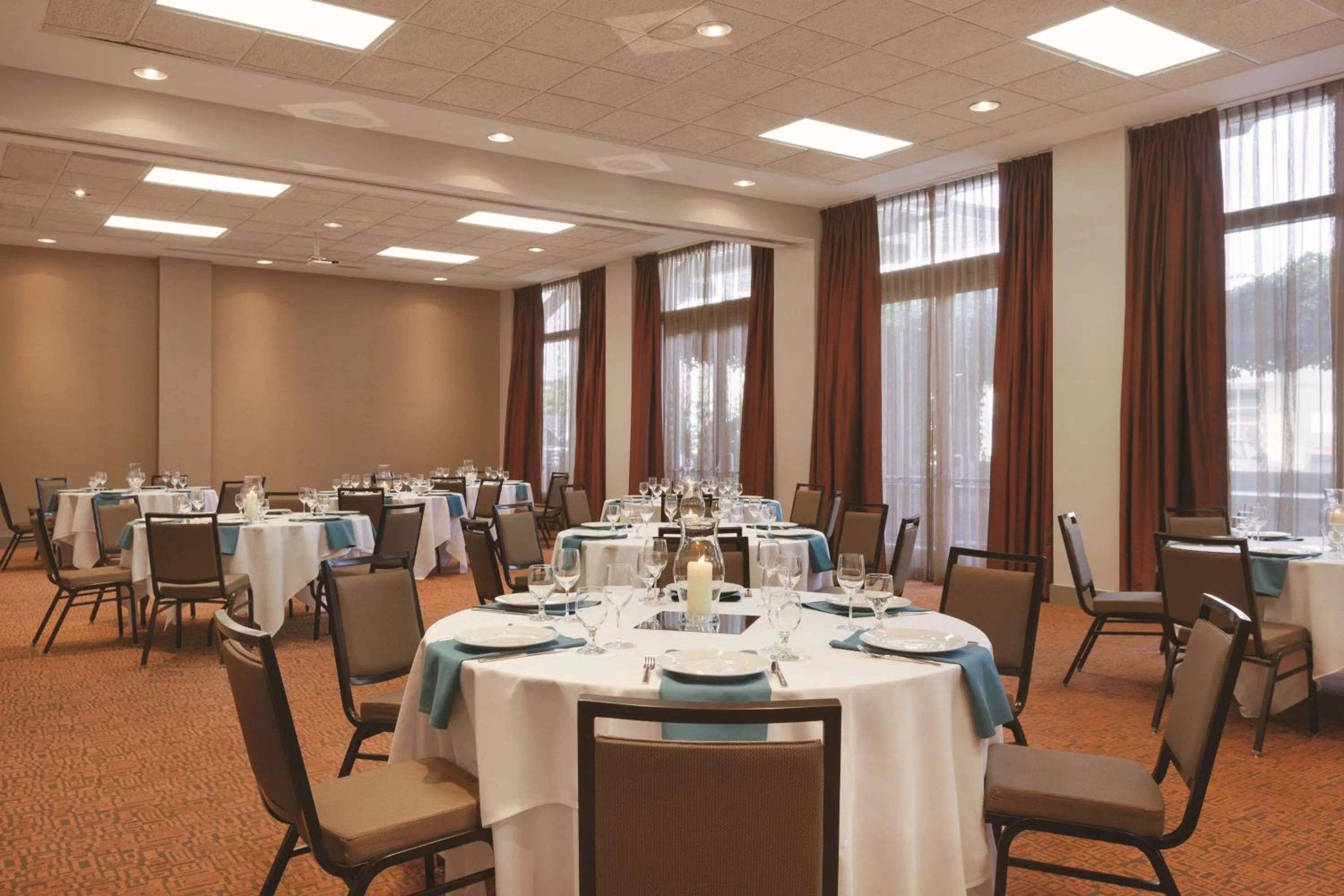 Lobby or reception in Hyatt House Emeryville