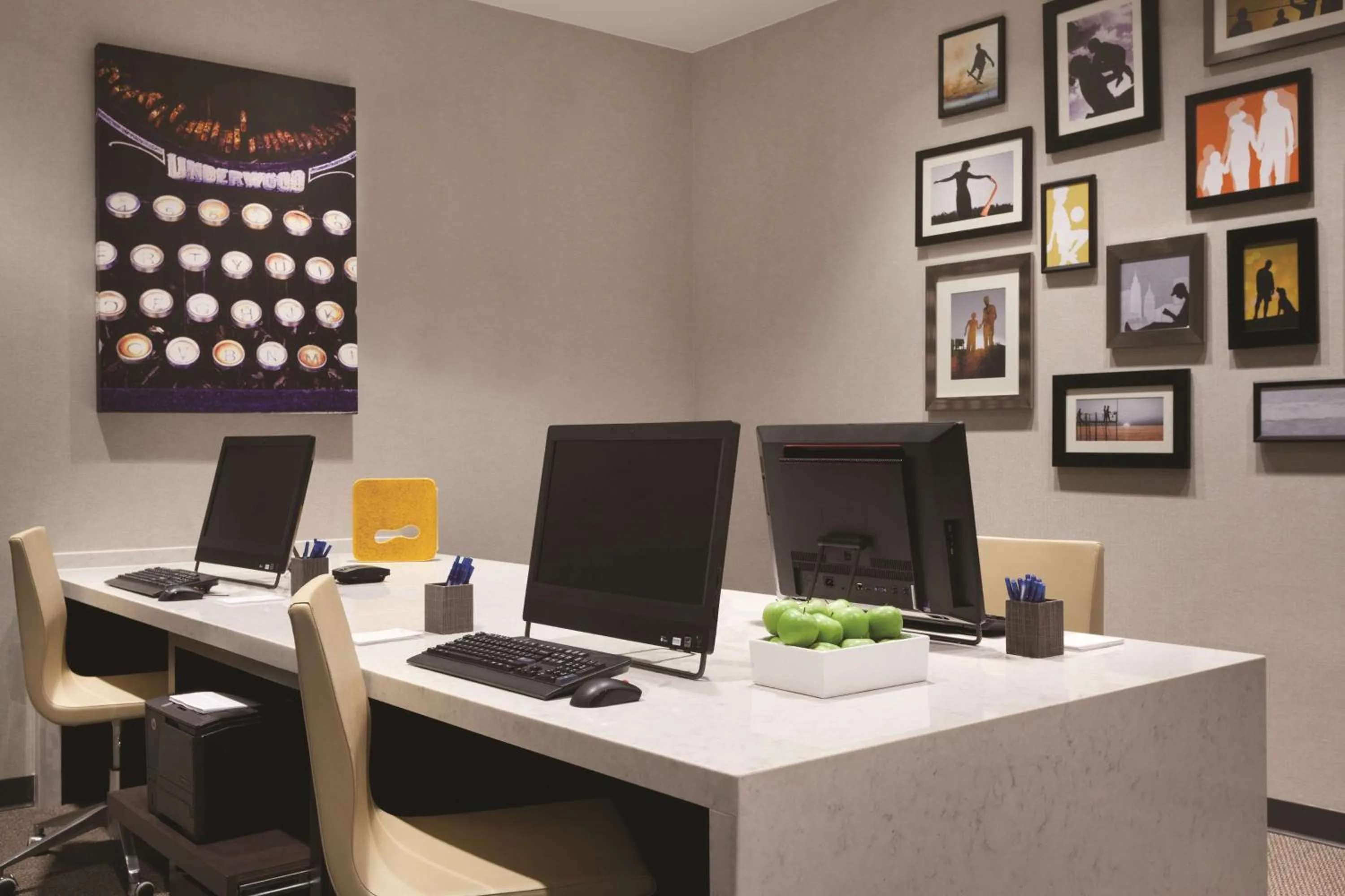 Lobby or reception in Hyatt House Emeryville