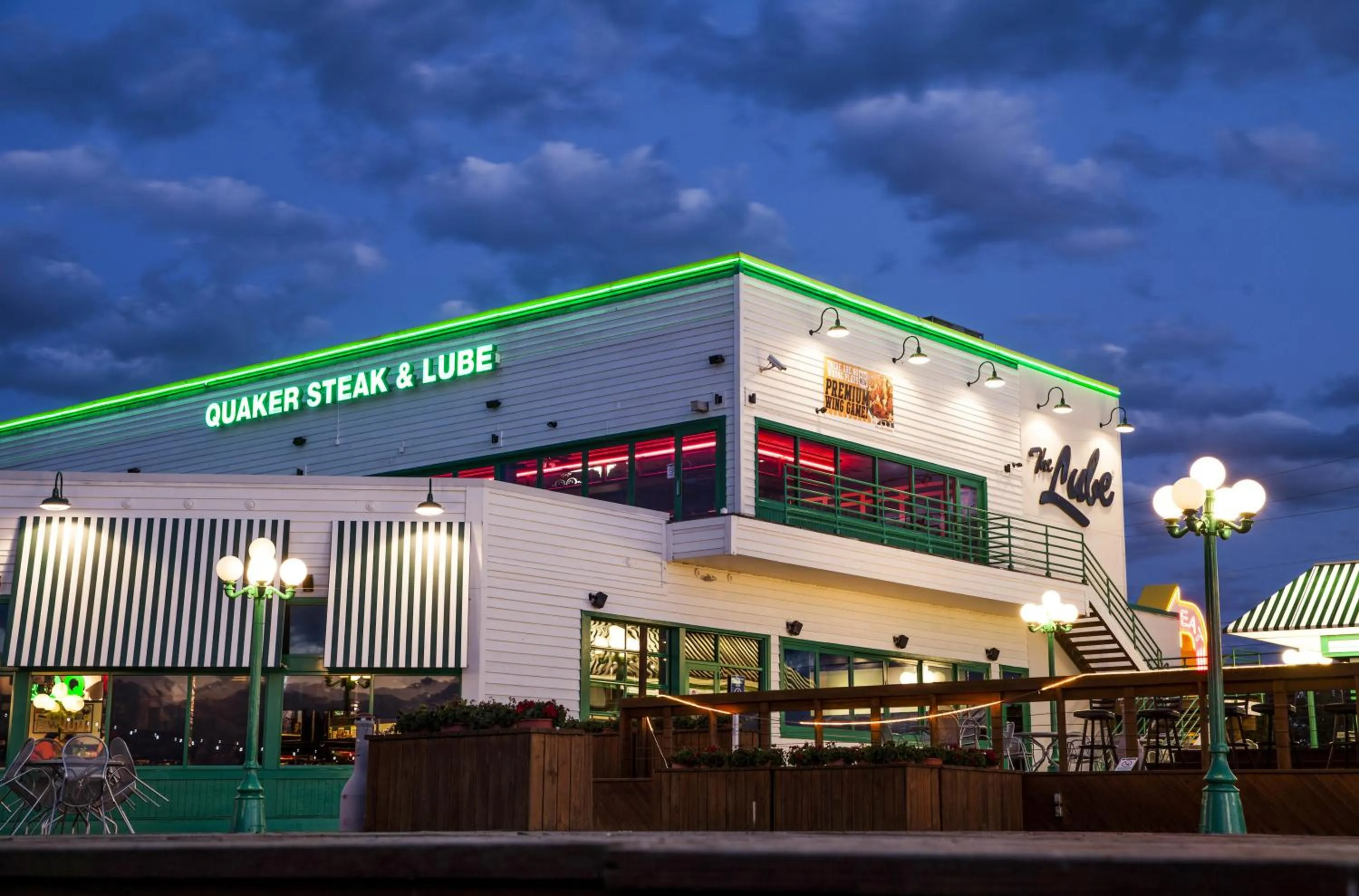 Restaurant/places to eat in Castaway Bay by Cedar Point Resorts