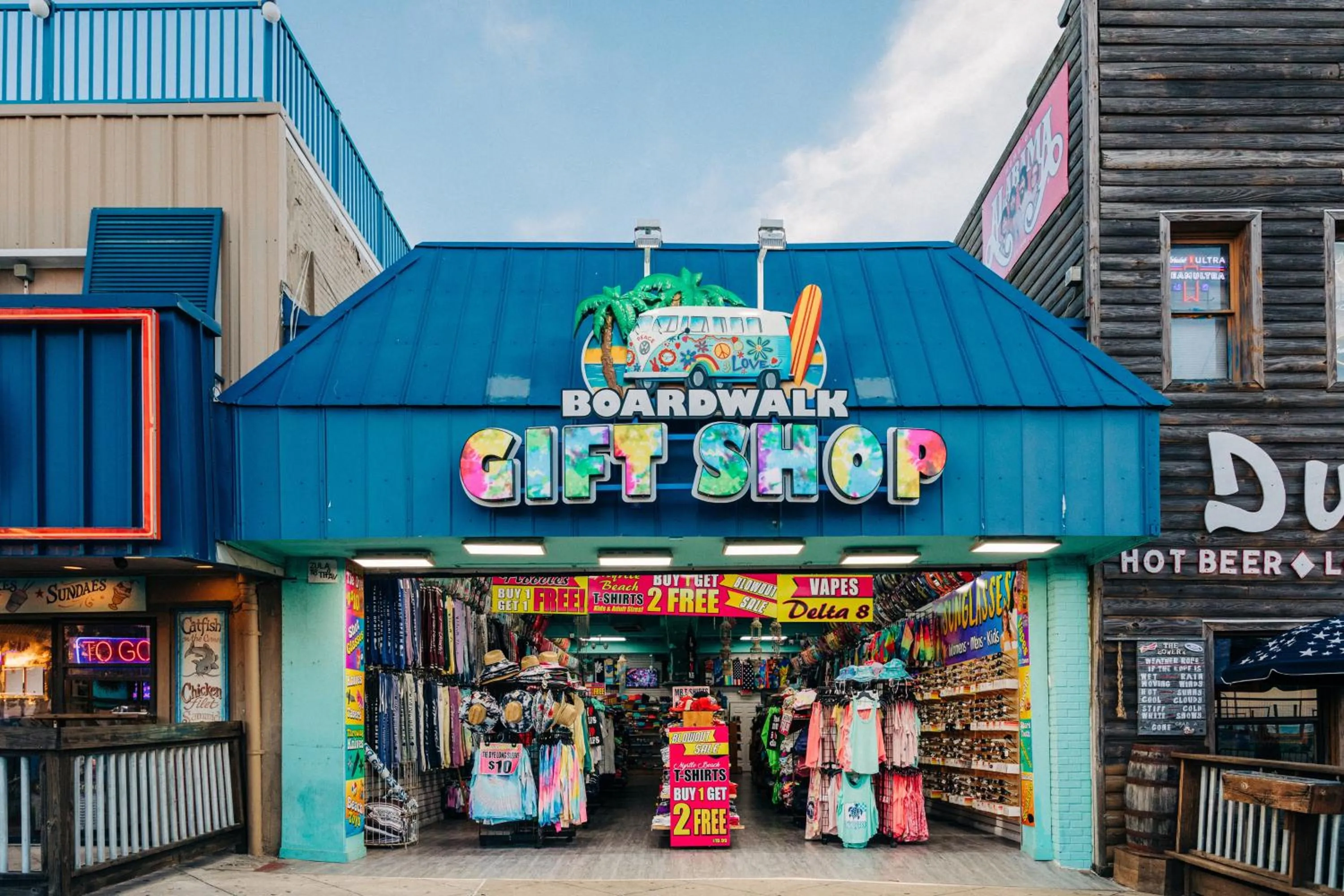 Shopping Area in Sandcastle Oceanfront Resort at the Pavilion