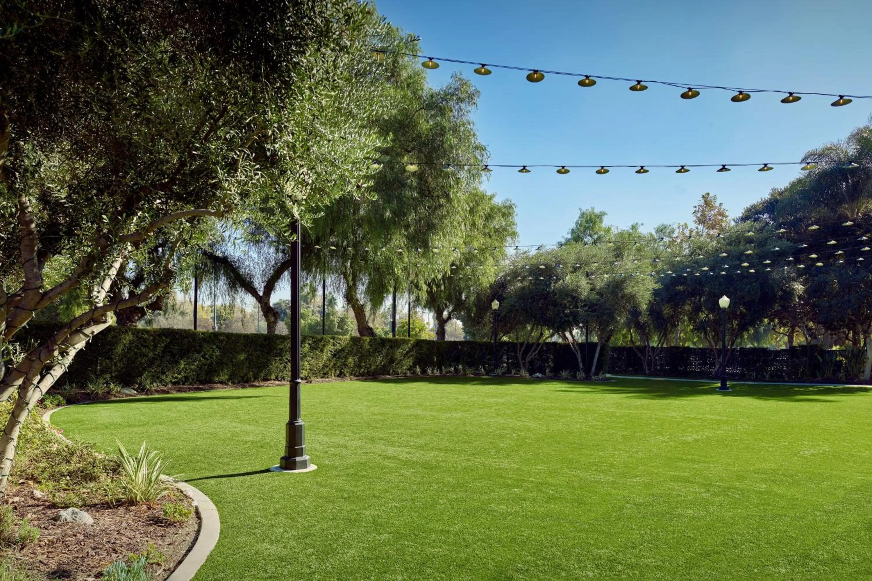 Meeting/conference room in Sheraton Fairplex Suites & Conference Center