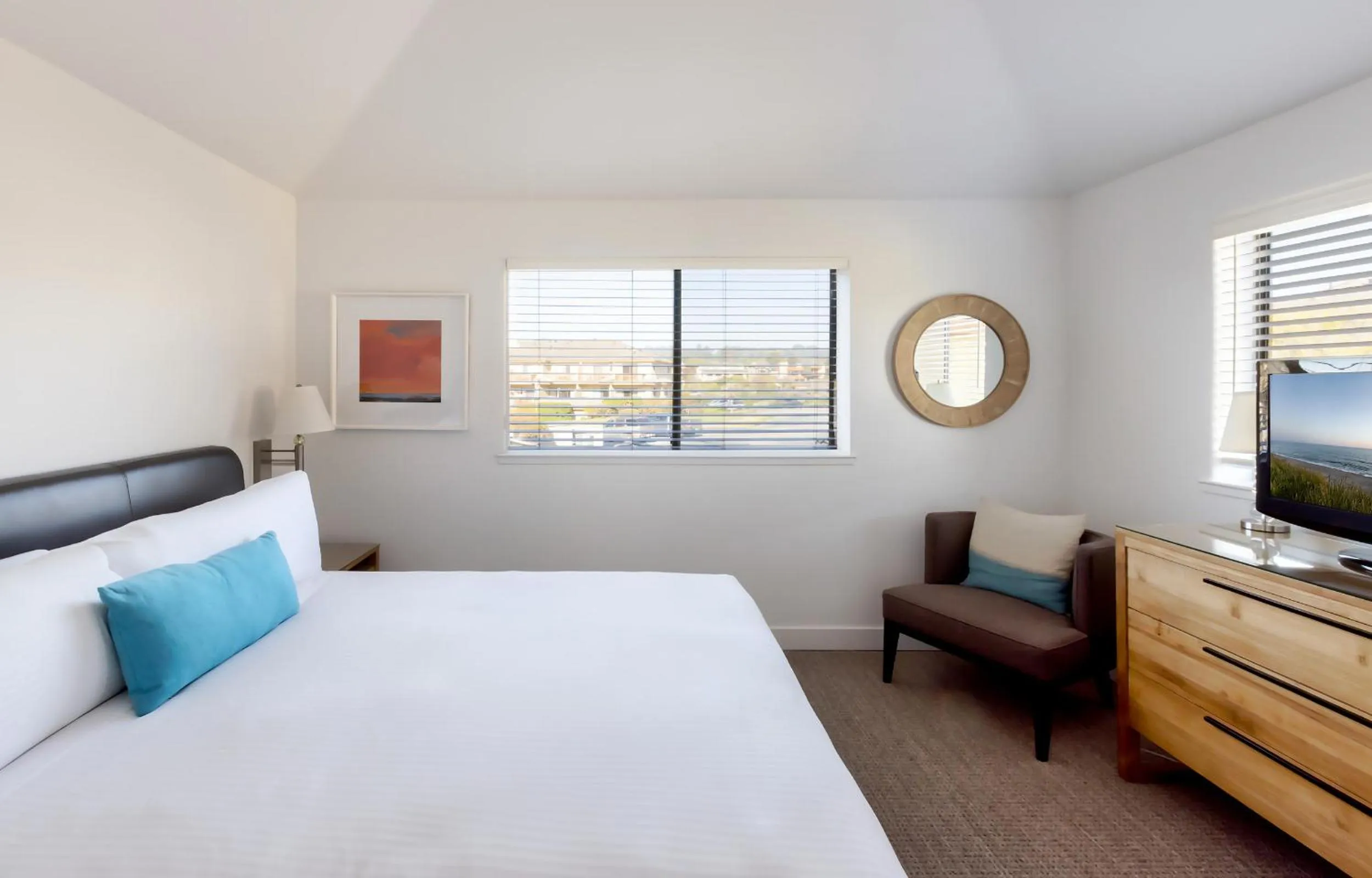 Bed in Seascape Beach Resort