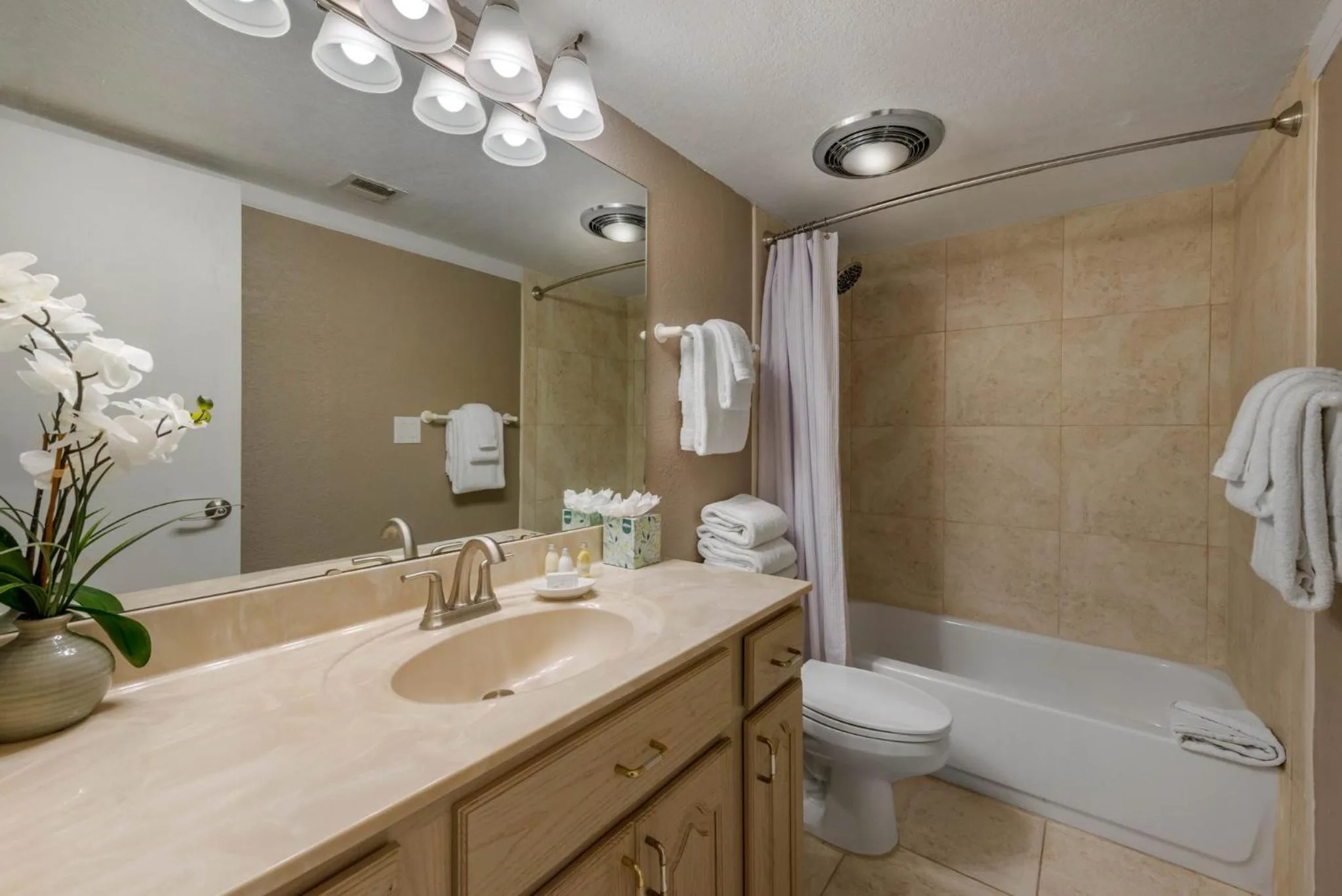 Bathroom in Villas Of Amelia Island
