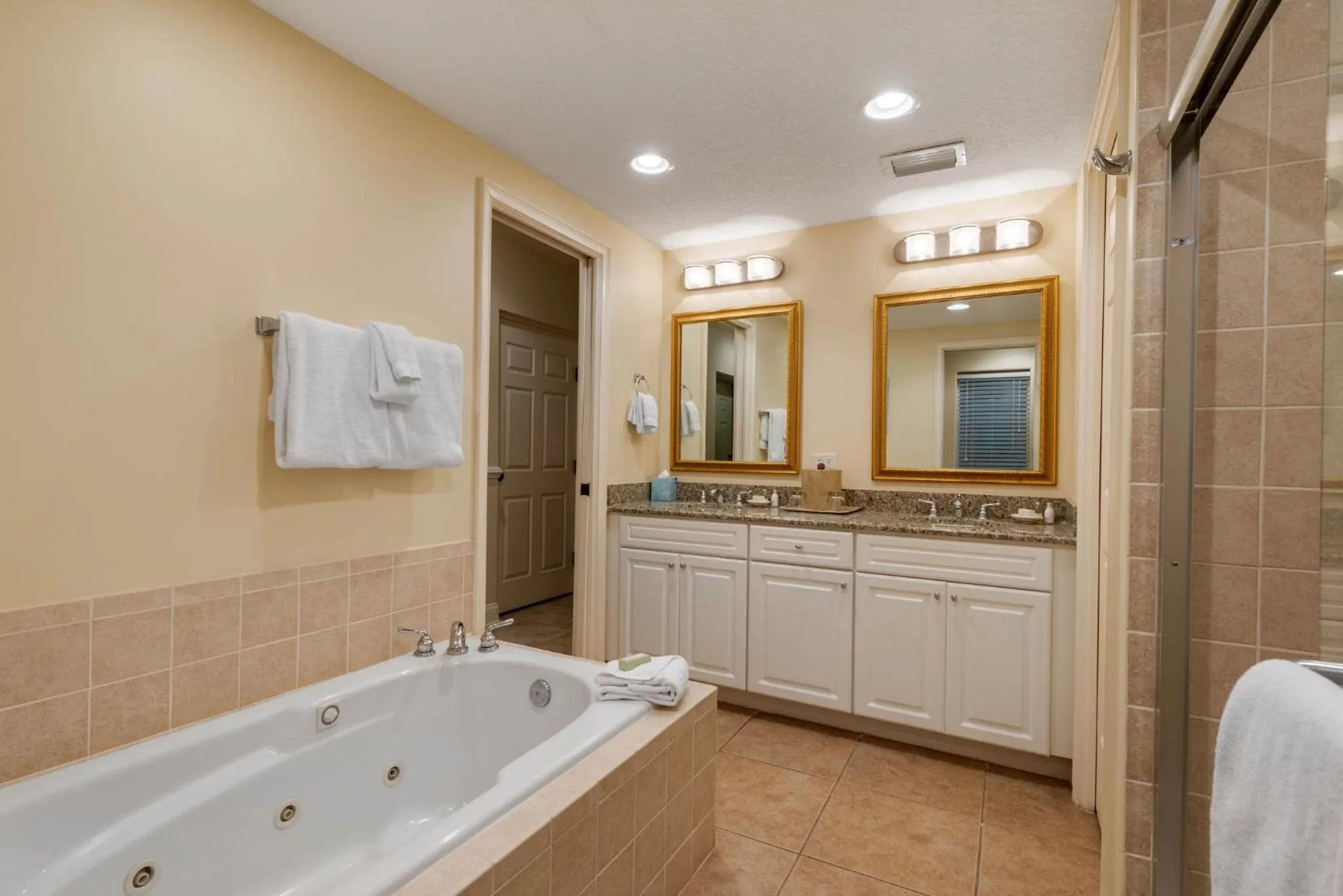 Bathroom in Villas Of Amelia Island