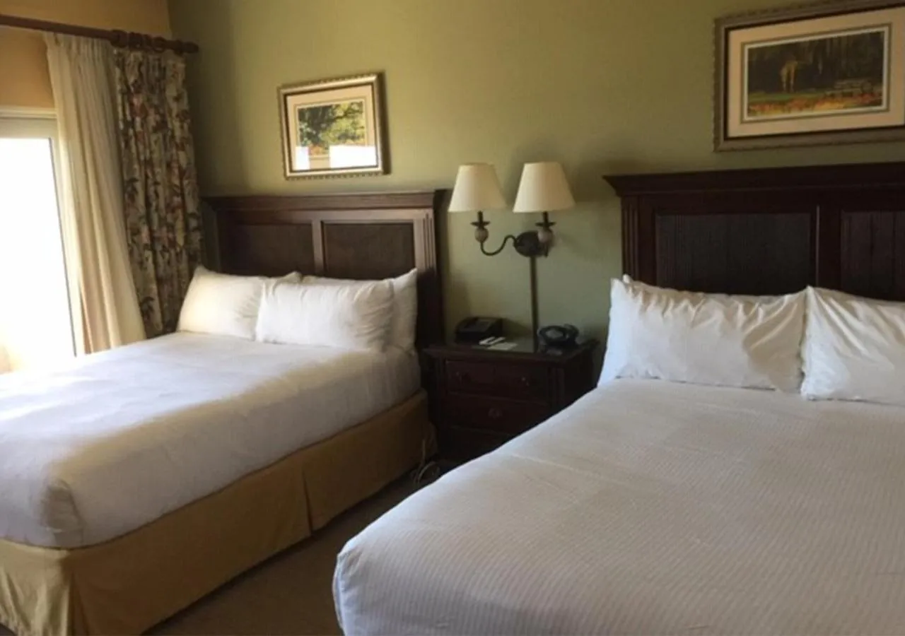 Bedroom, Bed in Villas Of Amelia Island