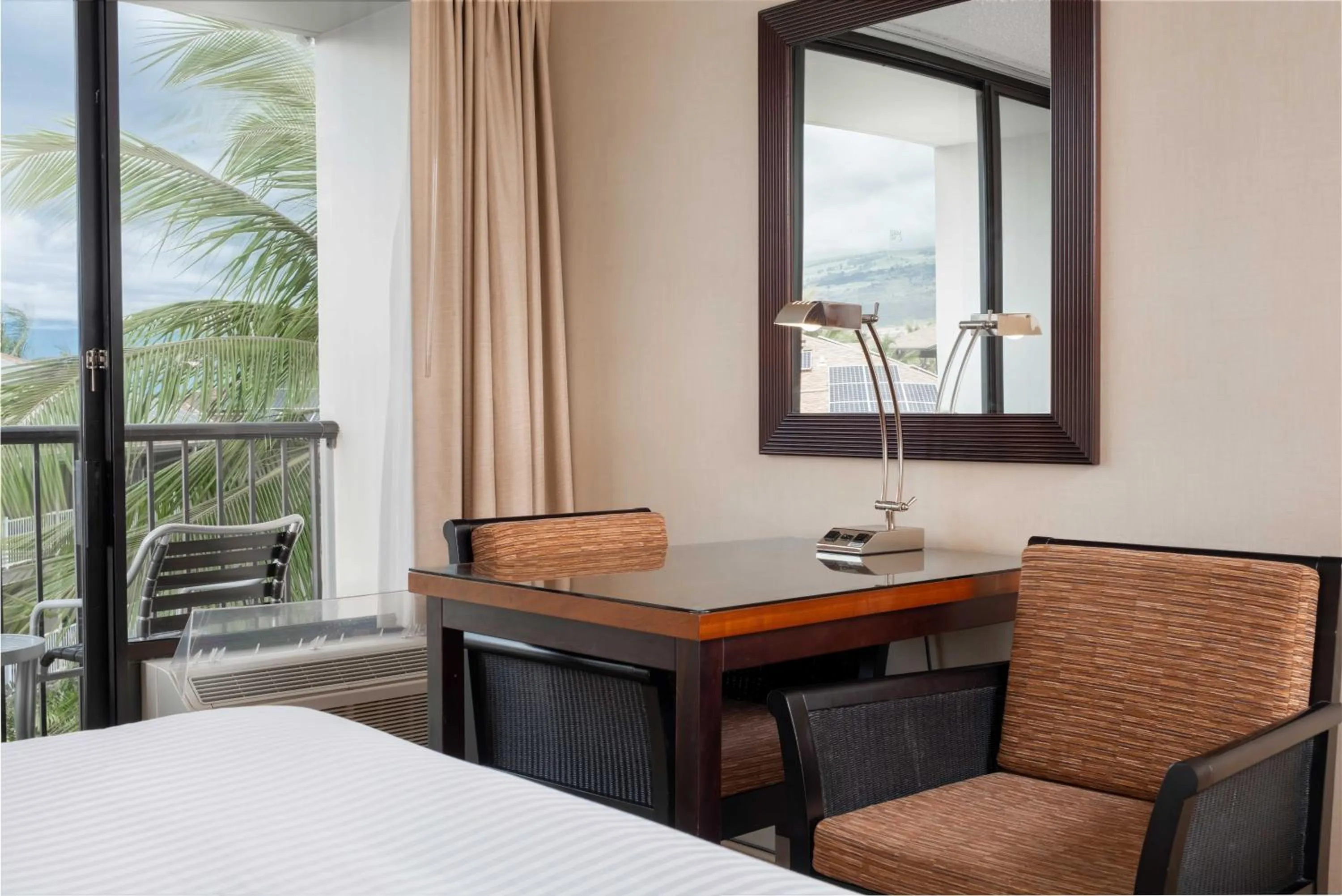 Bedroom, Bed in Maui Coast Hotel