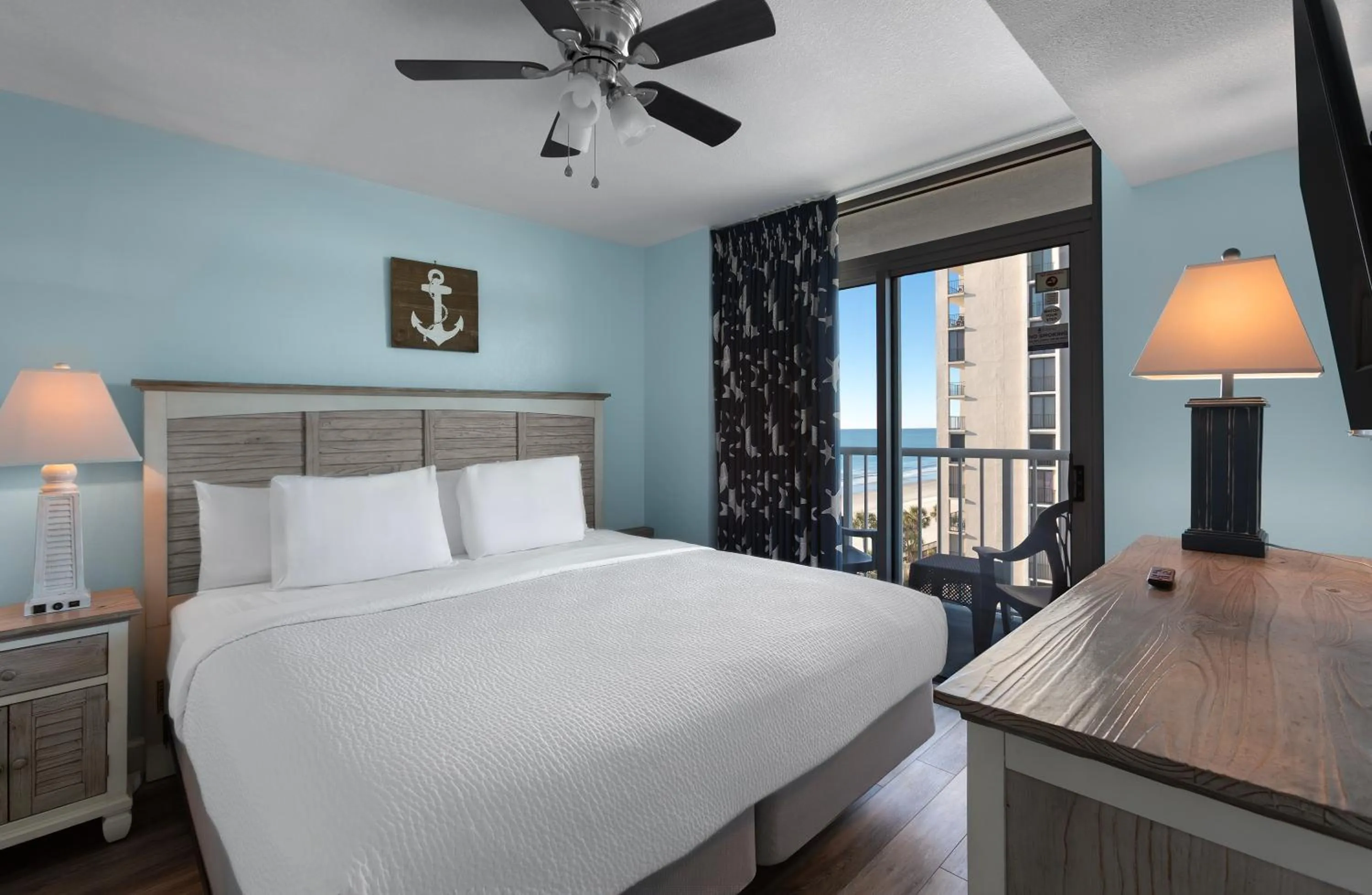 Bedroom, Bed in Sea Watch Resort