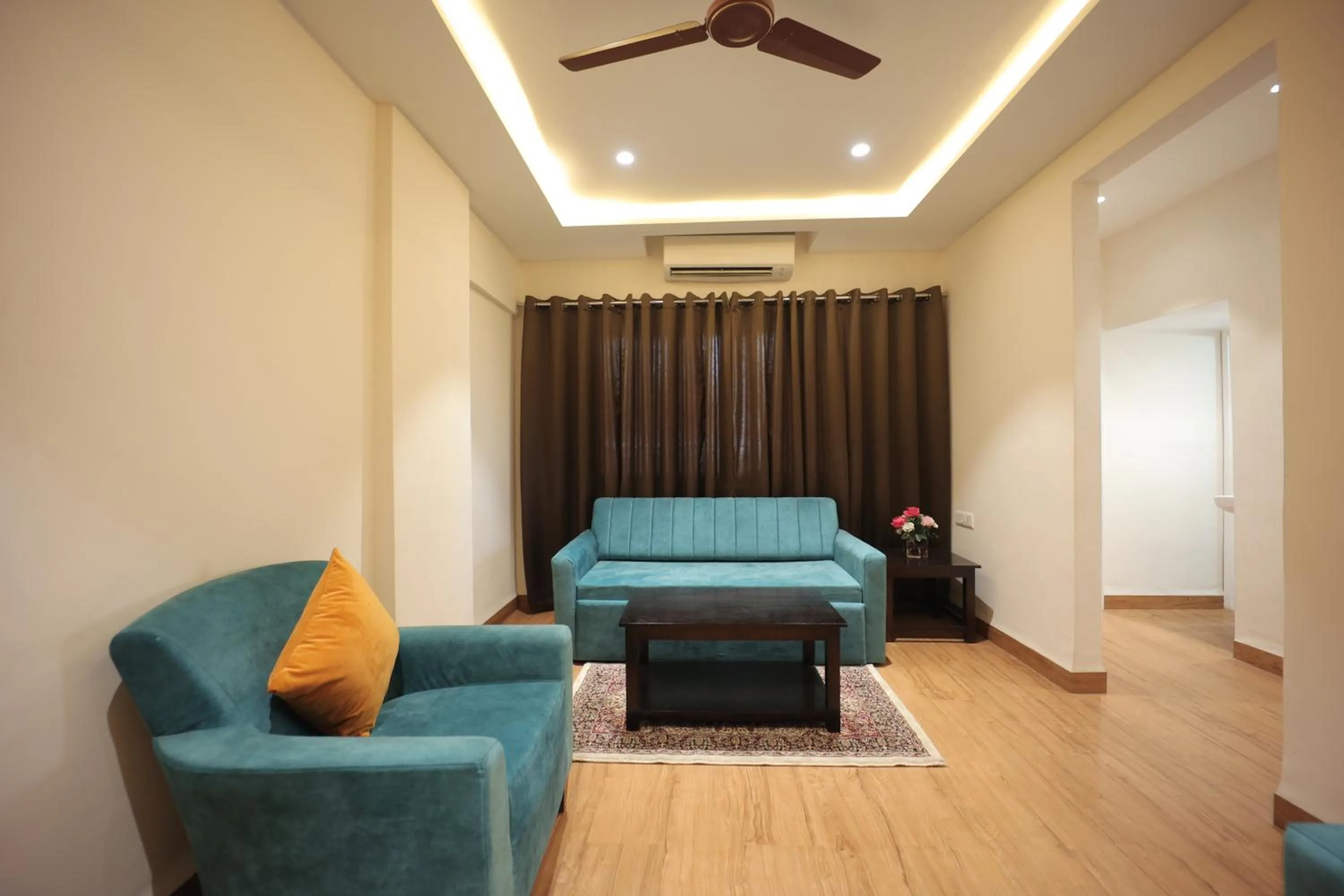 Living room in The Byke Studio Pure Veg Apartment, Thane
