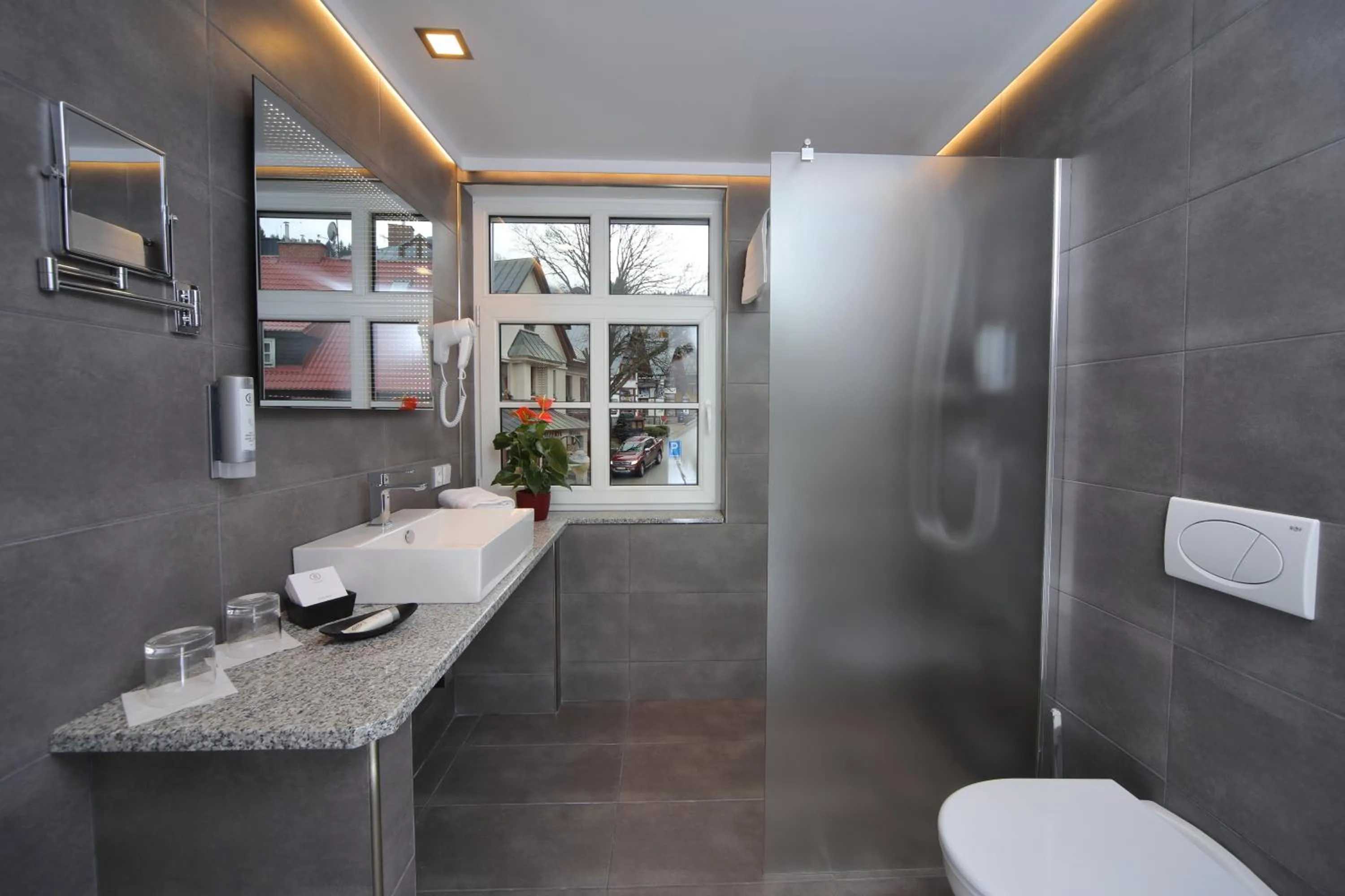 Bathroom in Hotel Central 1920