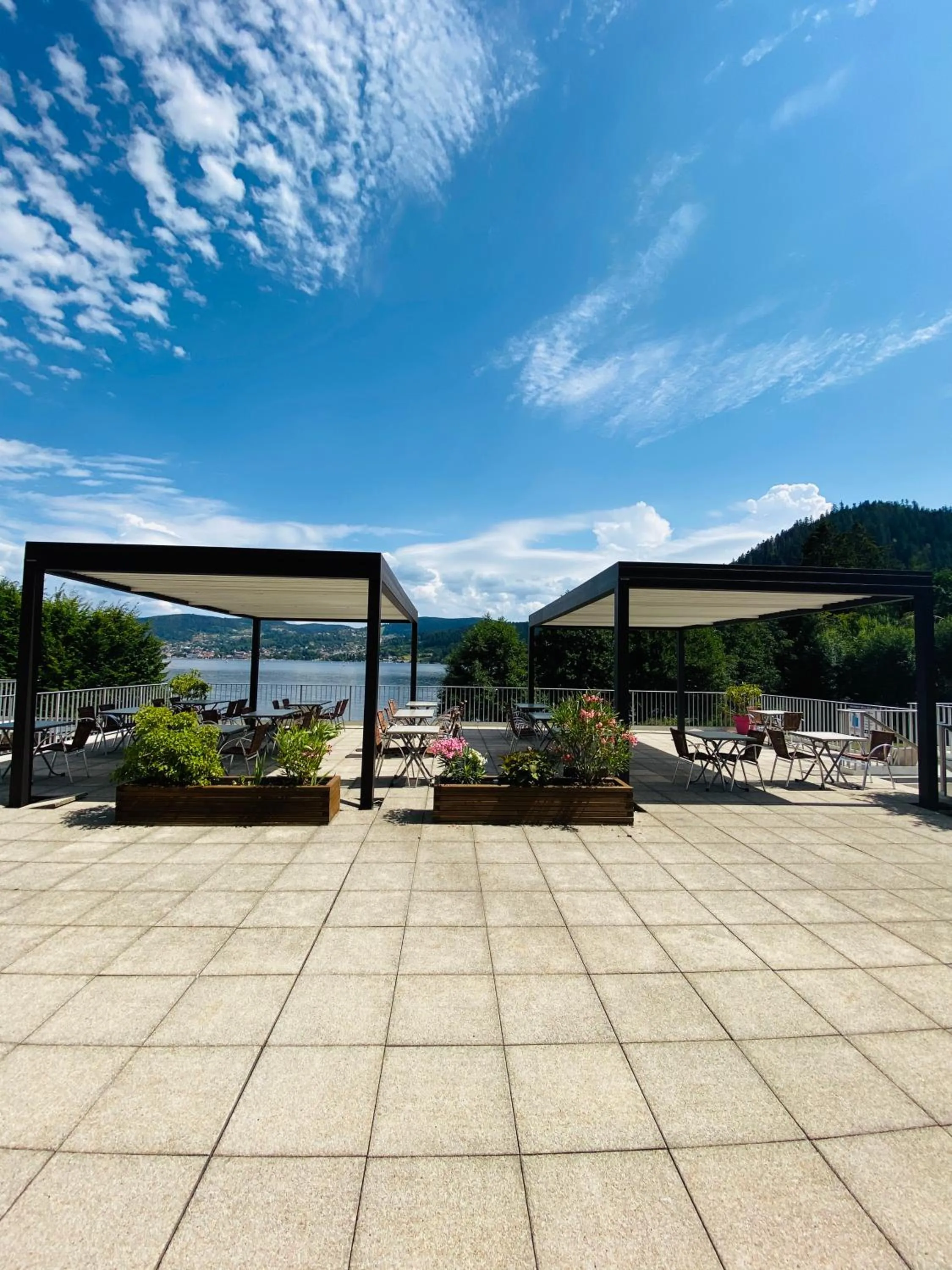 Hotel Restaurant Le Chalet au bord du lac