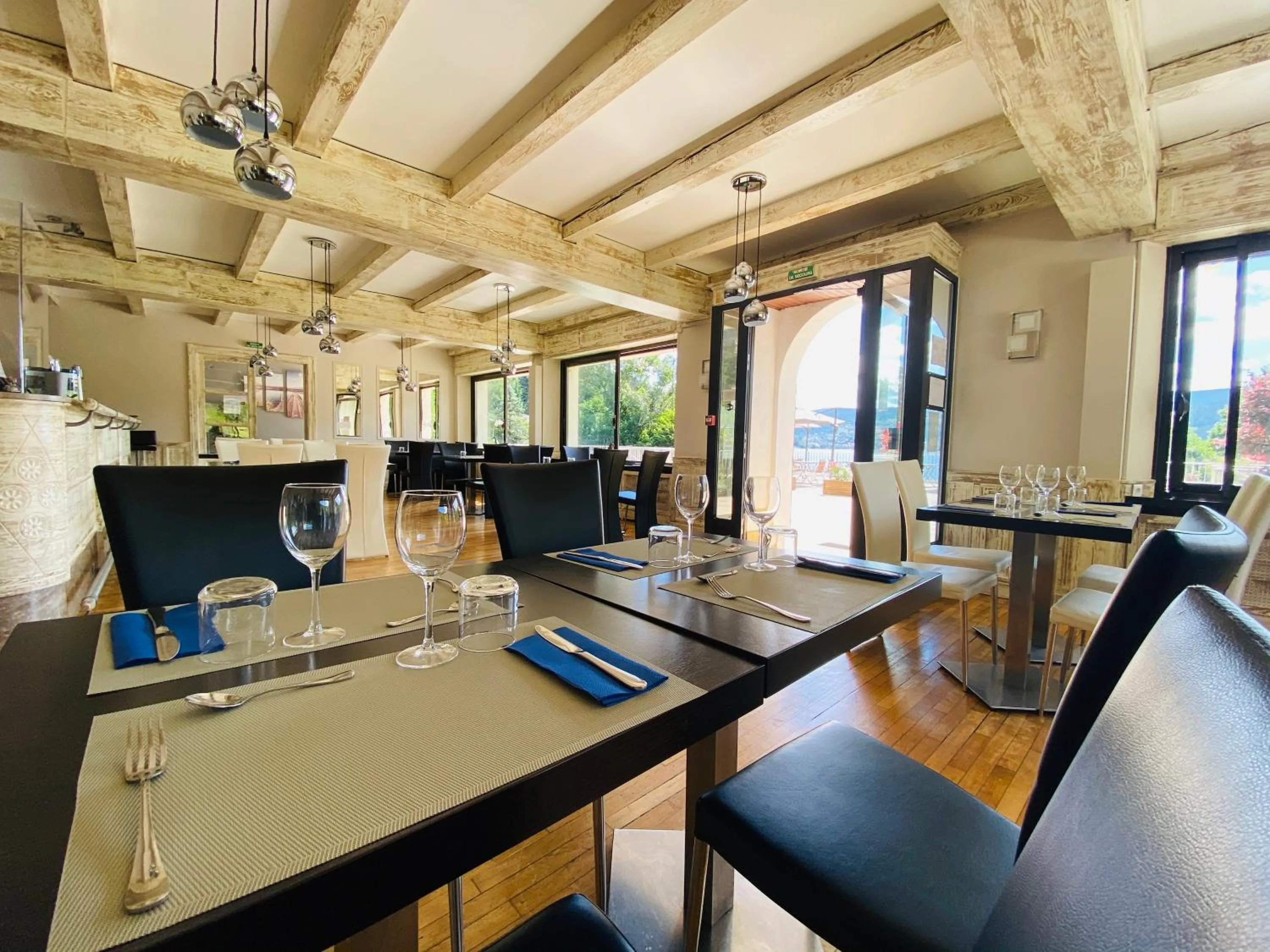 Hotel Restaurant Le Chalet au bord du lac