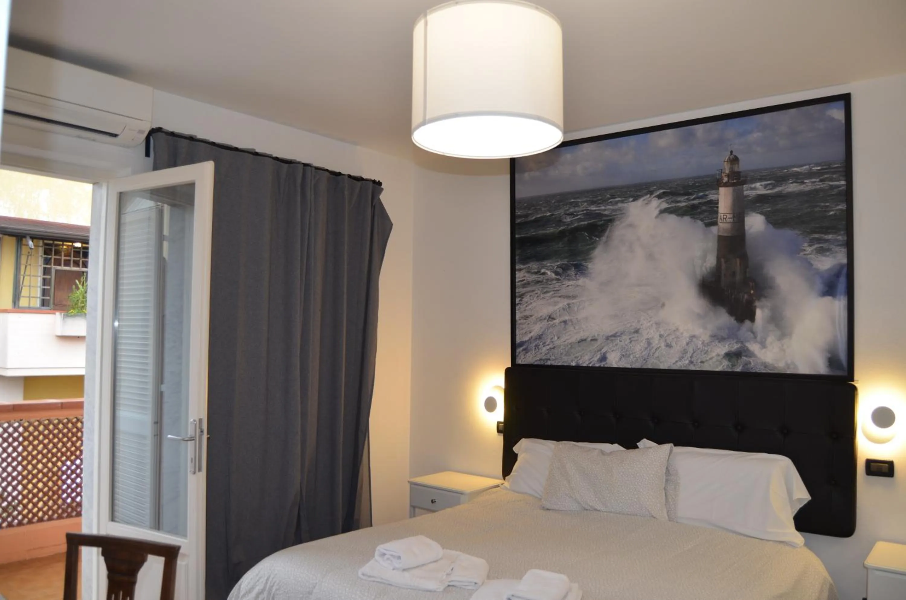 Bathroom, Bed in B&B Il Viaggiatore