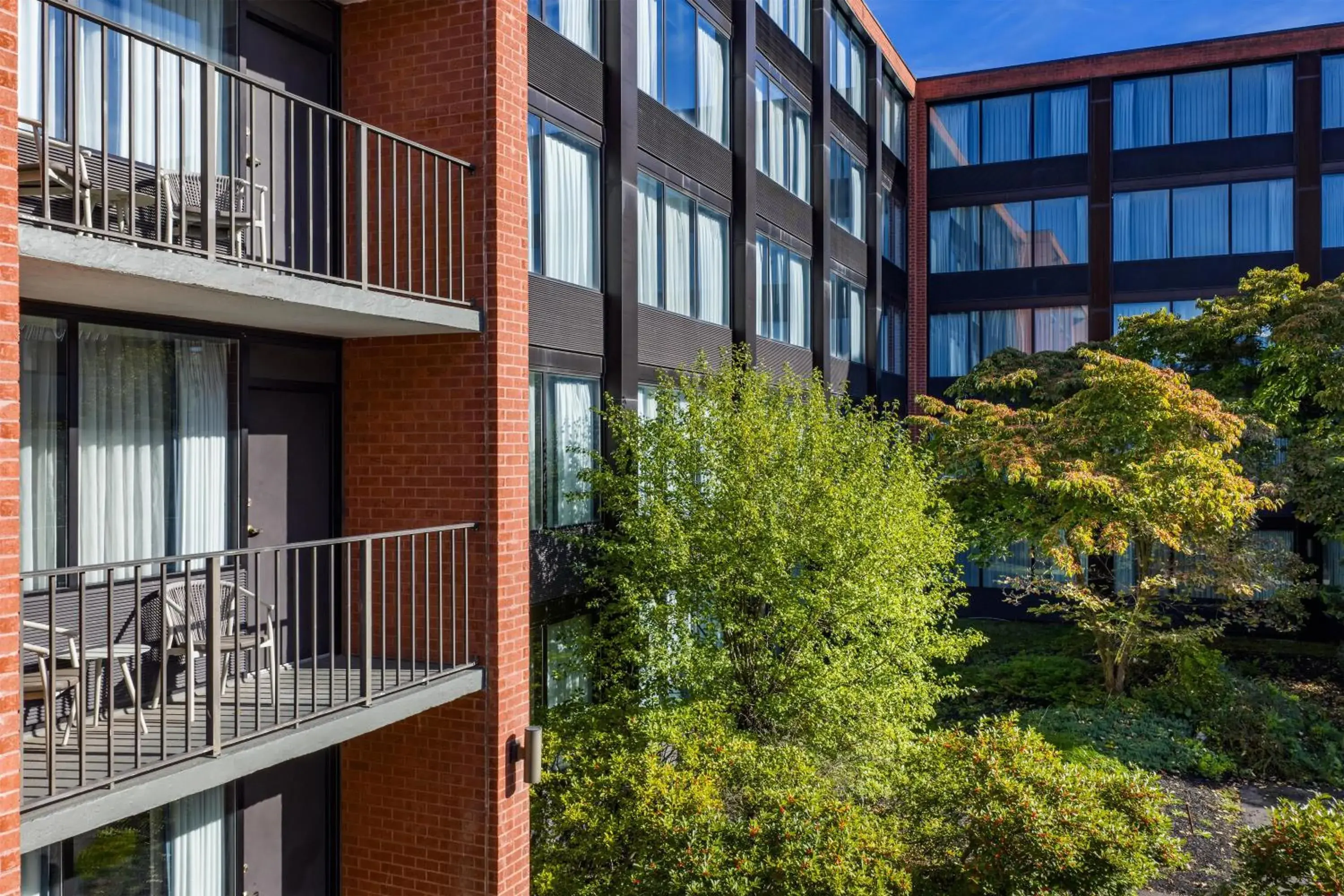 King Room with Balcony and Courtyard View in DoubleTree by Hilton Boston-Andover King Room with Balcony and Courtyard View in DoubleTree by Hilton Boston-Andover