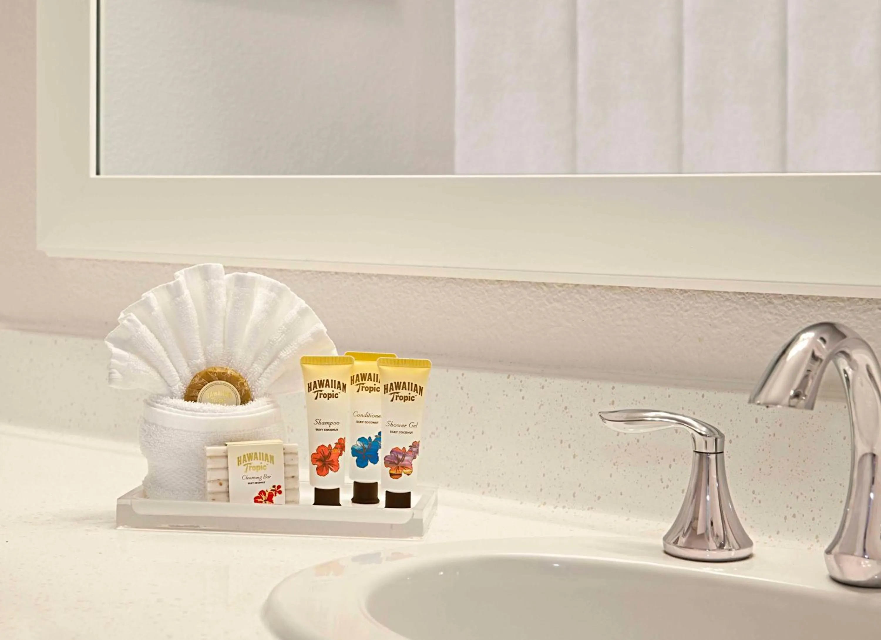 Bathroom in Anaheim Hotel