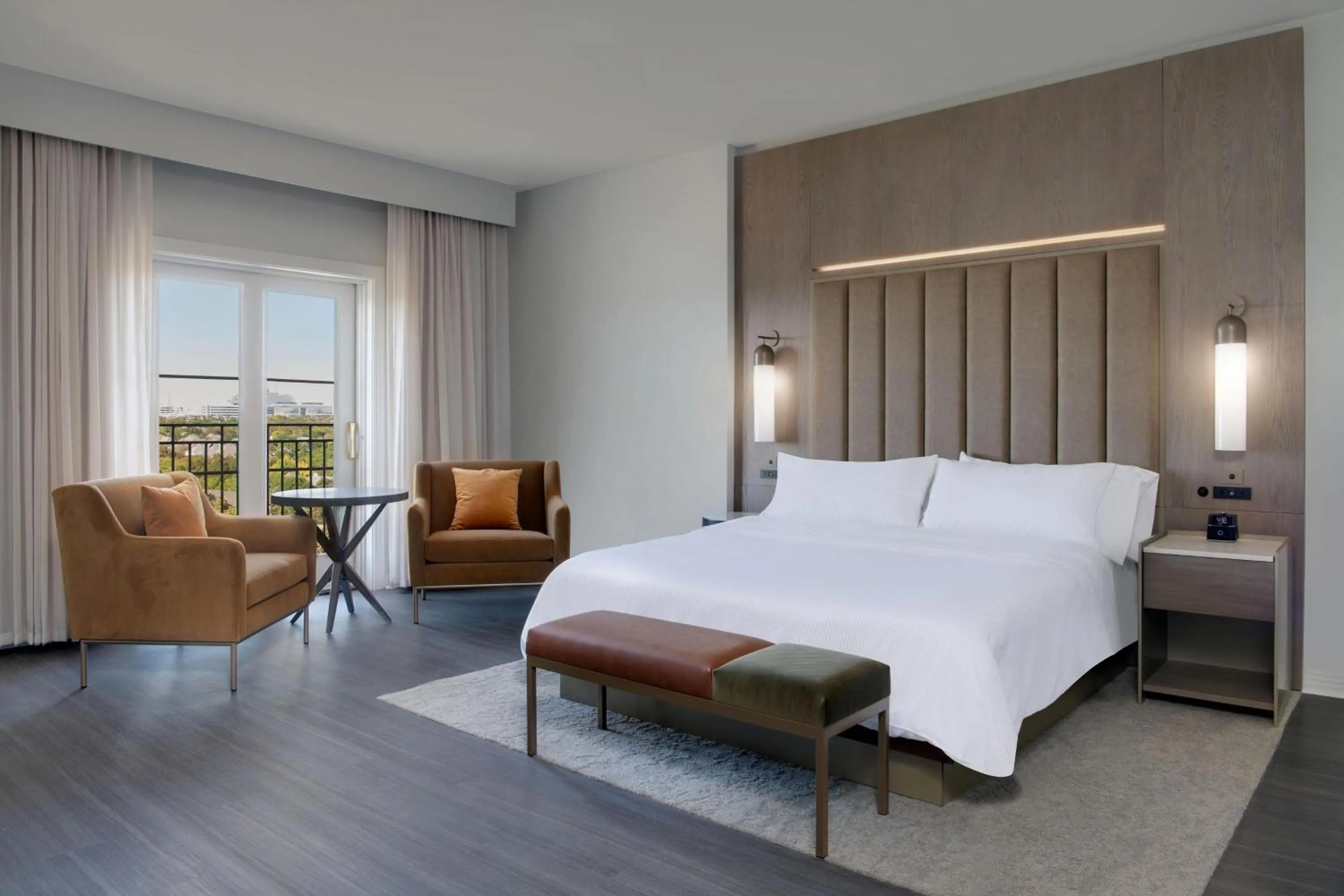 Photo of the whole room, Bed in The Westin Dallas Stonebriar Golf Resort & Spa