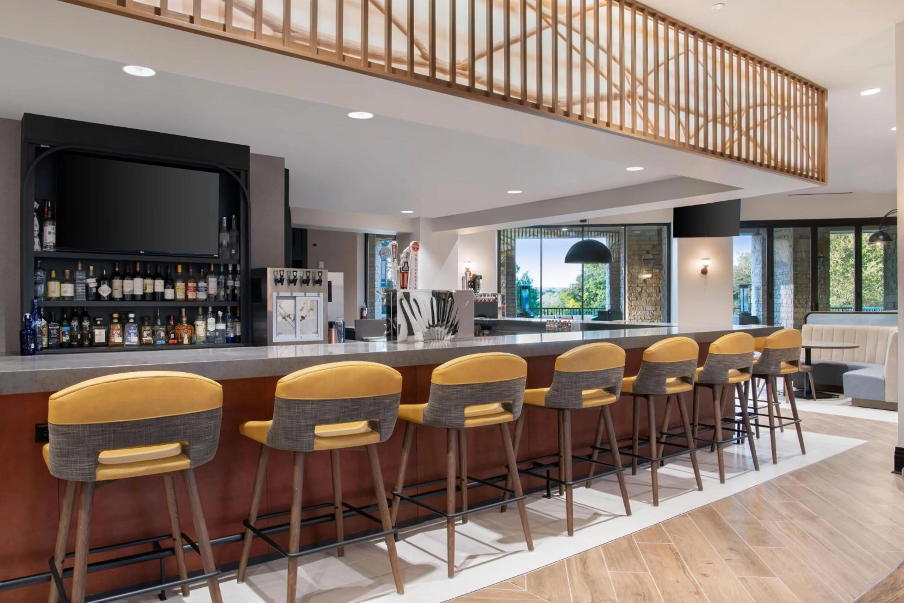 Lounge or bar in The Westin Dallas Stonebriar Golf Resort & Spa