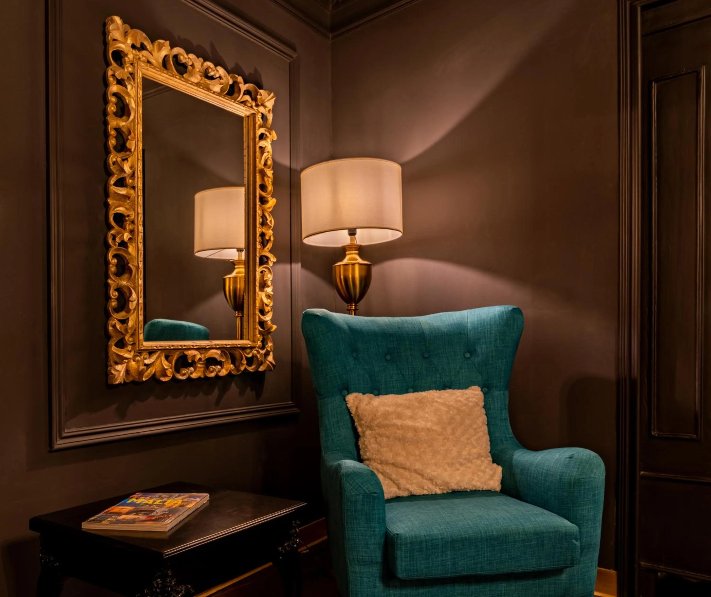 Julina Boutique Living