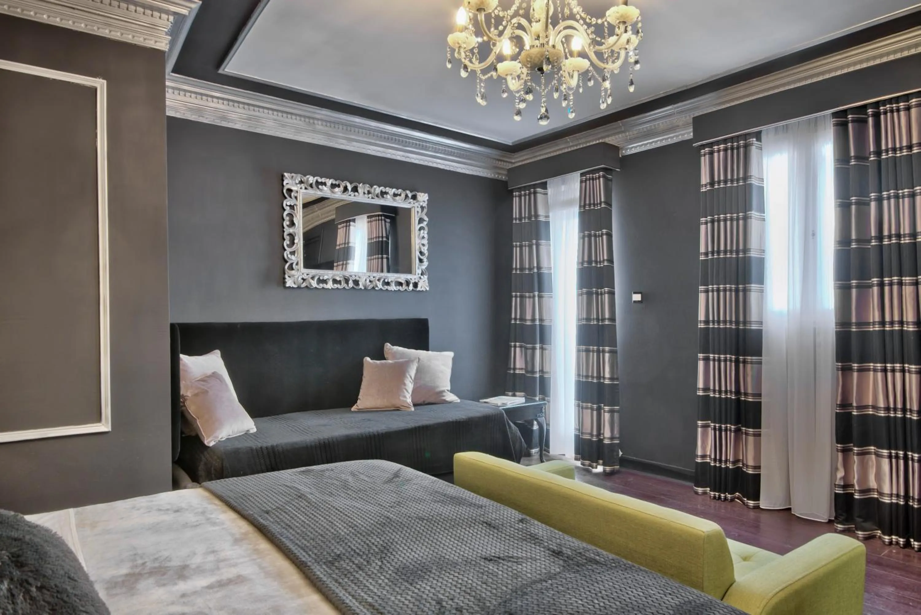 Bed in Julina Boutique Living