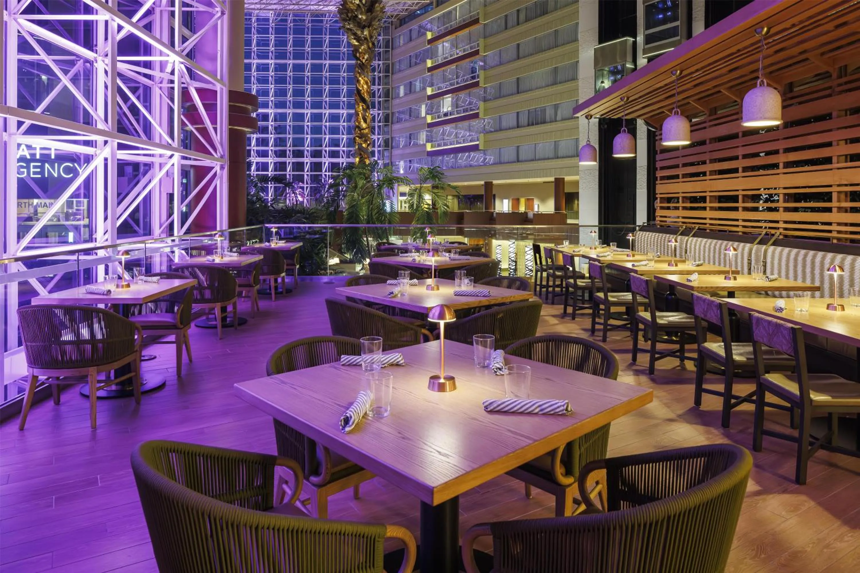 Restaurant/places to eat in Hyatt Regency - Greenville